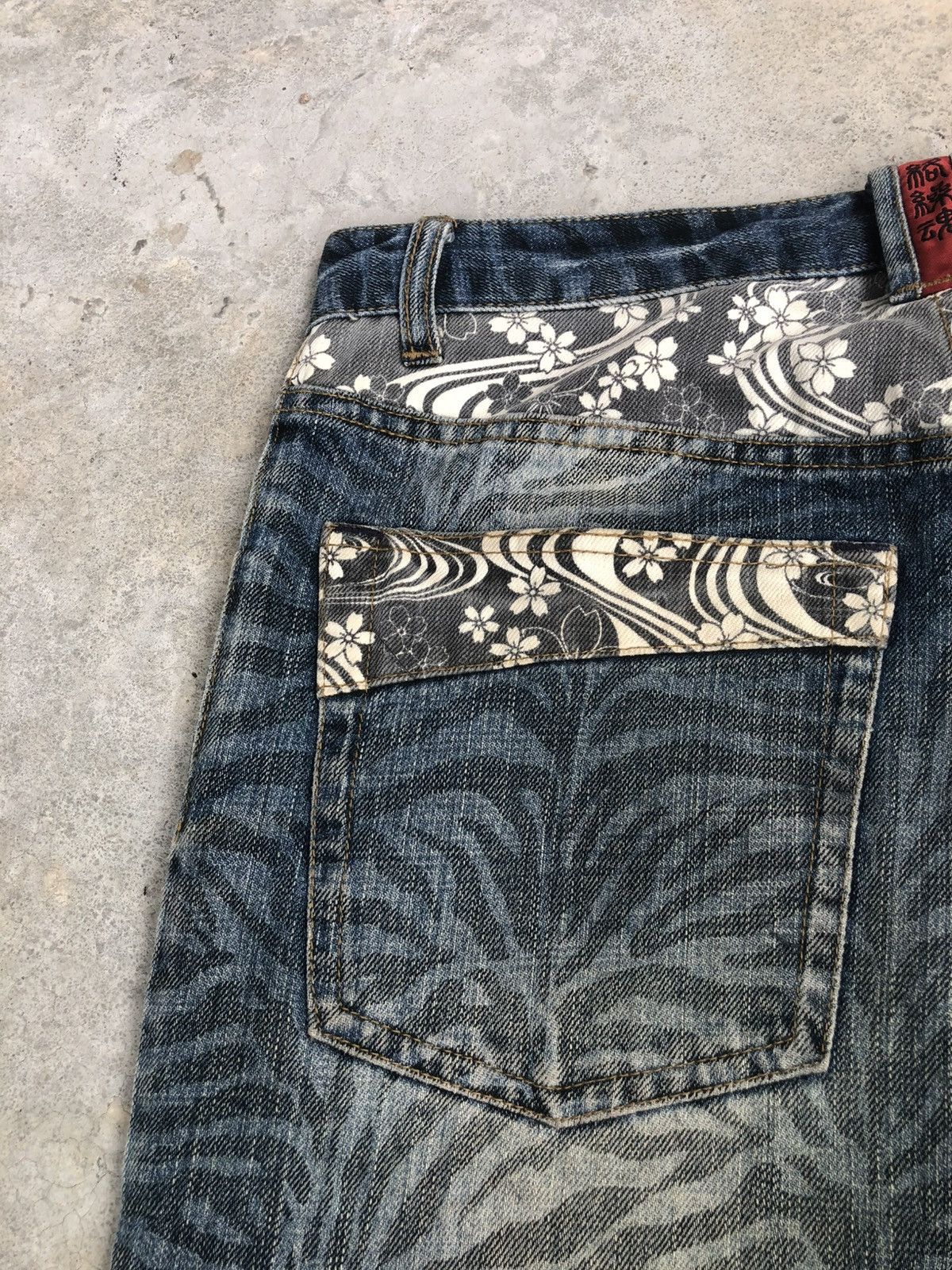 Karakuri Tamashii Karakuri Tamashii Embroidered Phoenix Distressed Size US 32 / EU 48 - 17 Thumbnail