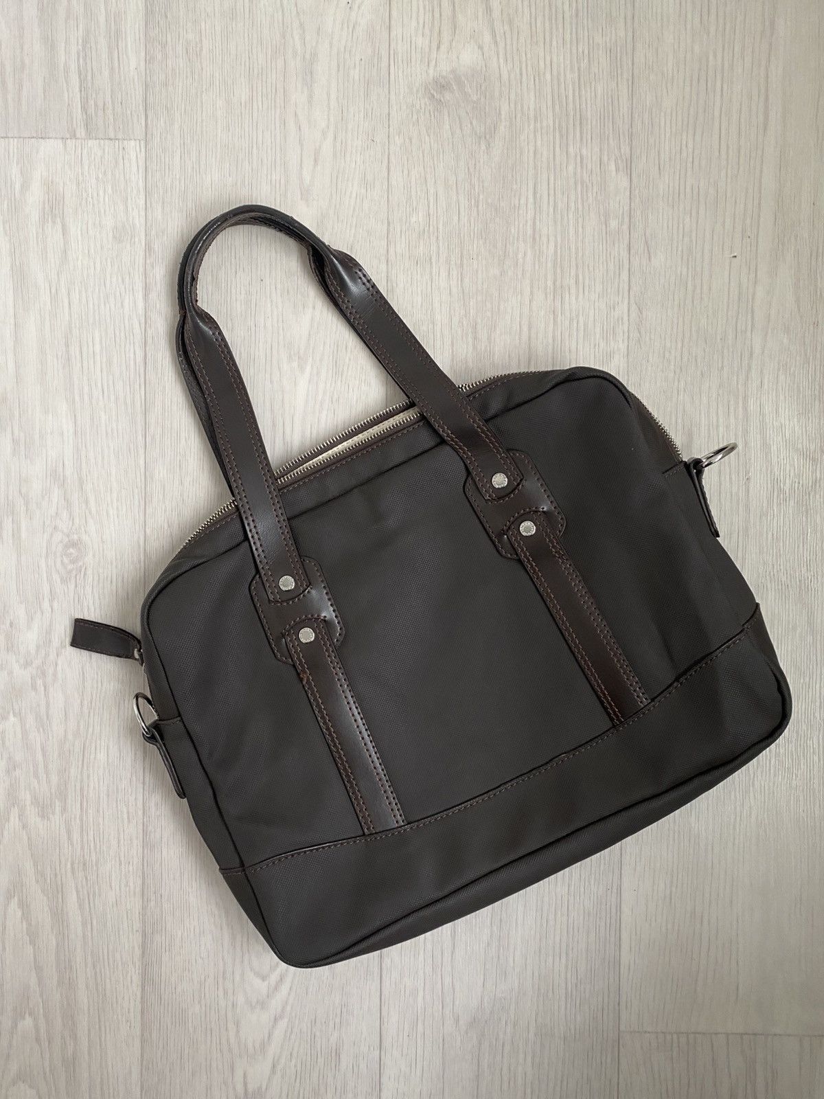 Lacoste × Vintage Lacoste leather crossbody handbag laptop classic vintage bag Size ONE SIZE - 2 Thumbnail
