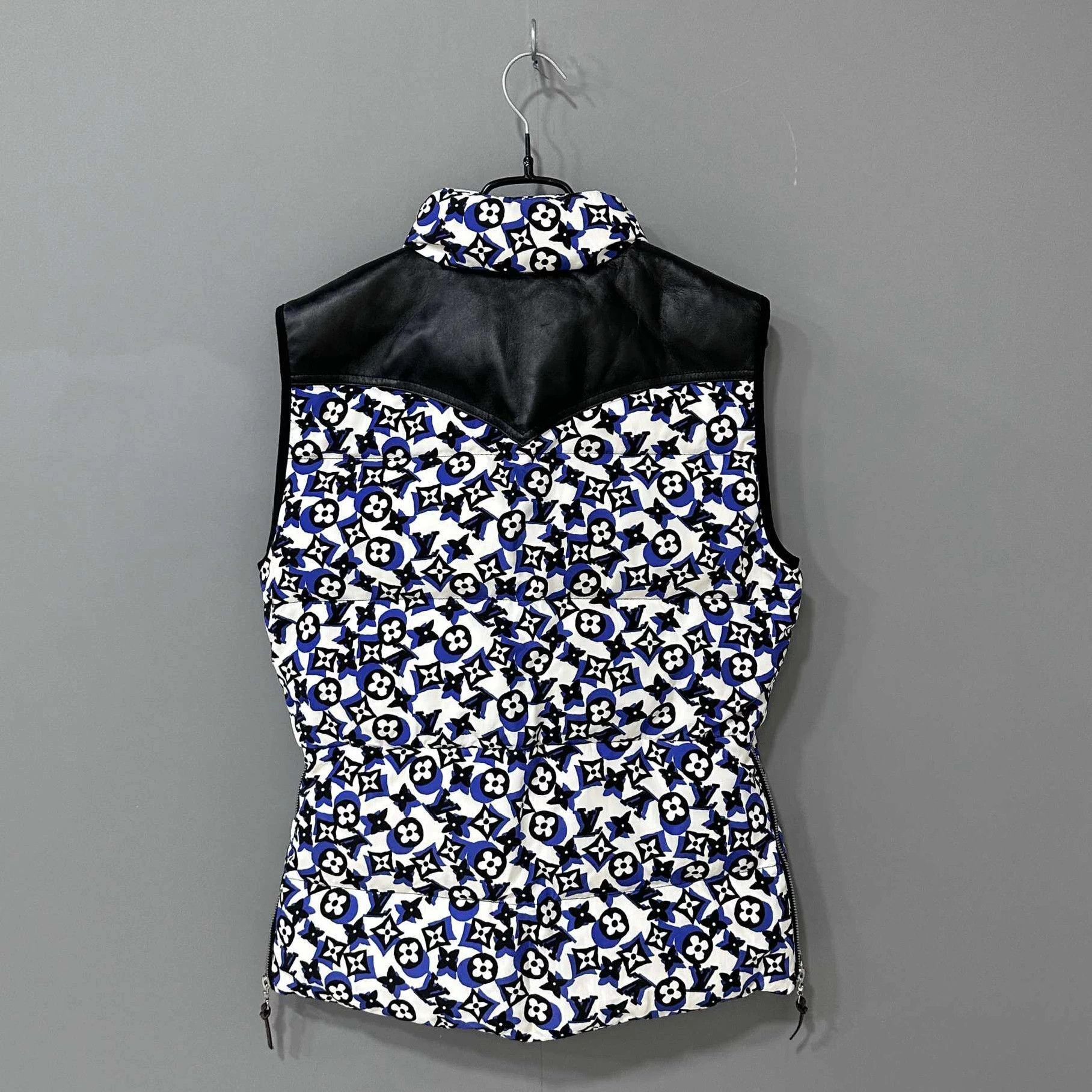 Louis Vuitton LV Louis Vuitton Monogram Down Vest 36 Size XS / US 0-2 / IT 36-38 - 3 Thumbnail