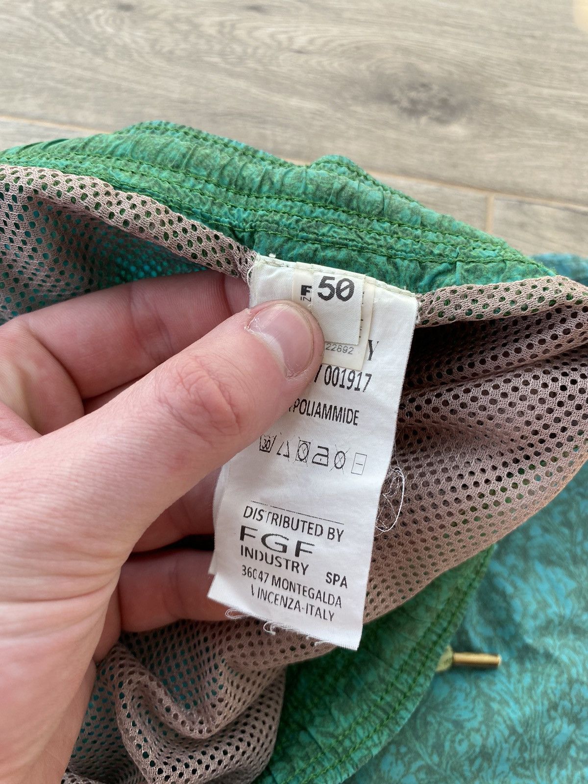 C.P. Company Cp Company vintage monogram shorts Size US 34 / EU 50 - 11 Thumbnail