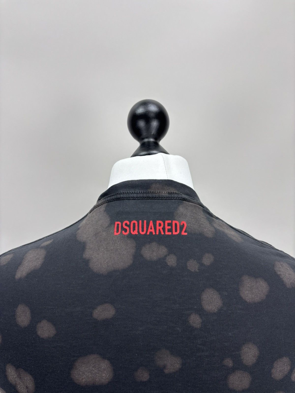 Dsquared2 Mens handmade t shirt Dsquared2 Size S Color Black Size US S / EU 44-46 / 1 - 6 Thumbnail