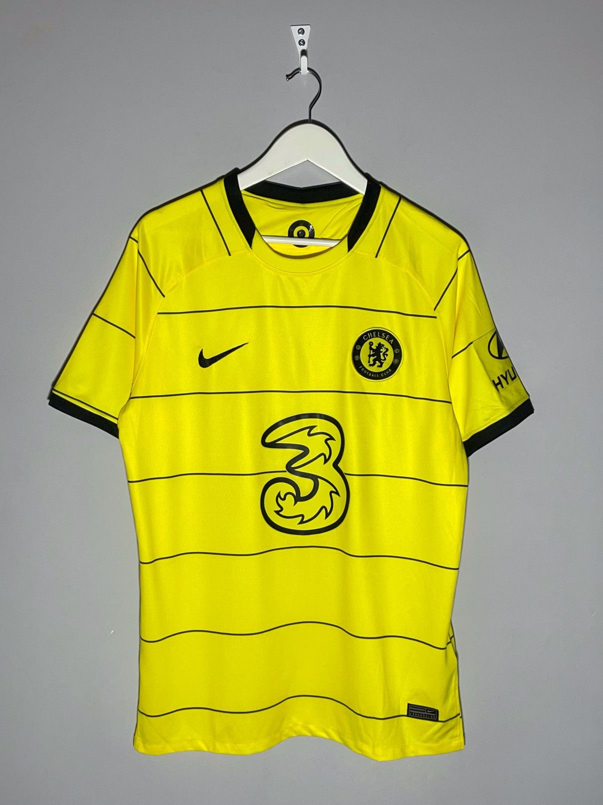 Chelsea Soccer × Nike Chelsea FC Nike 2021/22 Y2k Streetwear Away Football Shirt Size US M / EU 48-50 / 2 - 1 Thumbnail