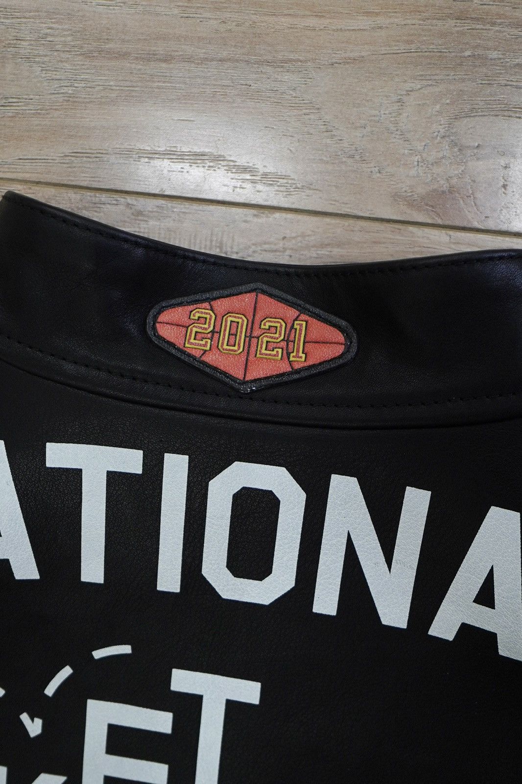 Louis Vuitton Louis Vuitton x NBA Logos Leather Hero Jacket 🏀🏆 Size US L / EU 52-54 / 3 - 14 Thumbnail