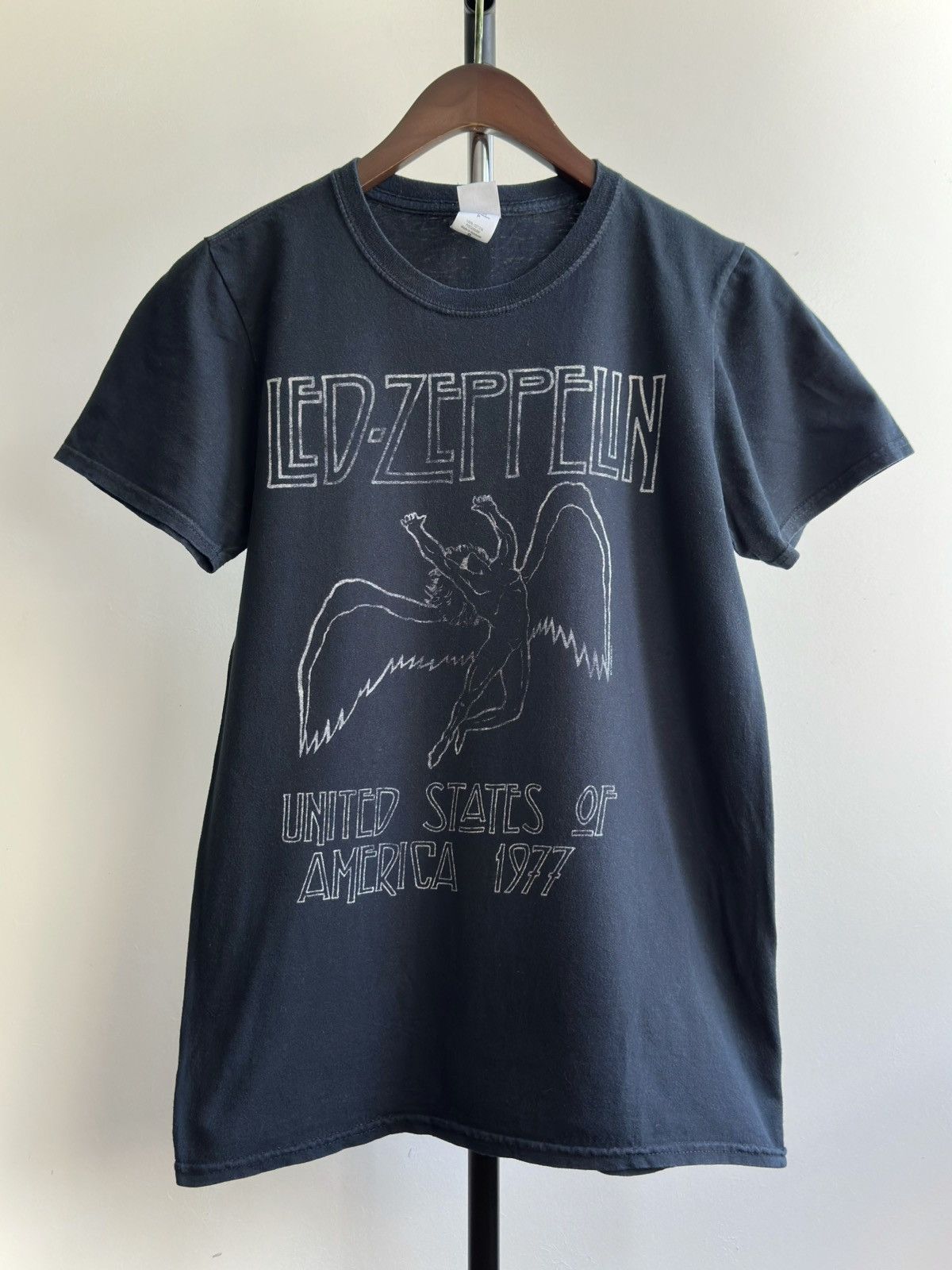 Band Tees × Led Zeppelin Vintage 2011 Led Zeppelin “USA 1977” Rock Band Tee Size US S / EU 44-46 / 1 - 1 Thumbnail