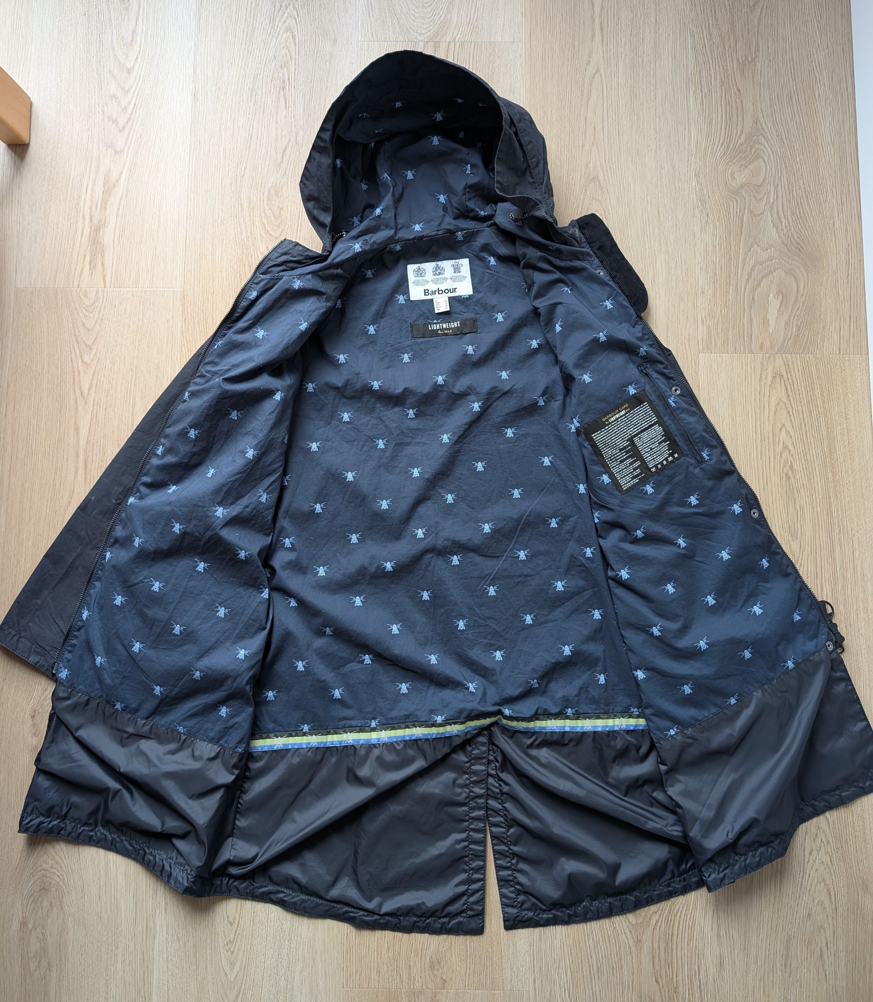 Barbour Barbour Women's Navy Updrift Wax Lightweight 4oz Jacket Size M / US 6-8 / IT 42-44 - 6 Thumbnail