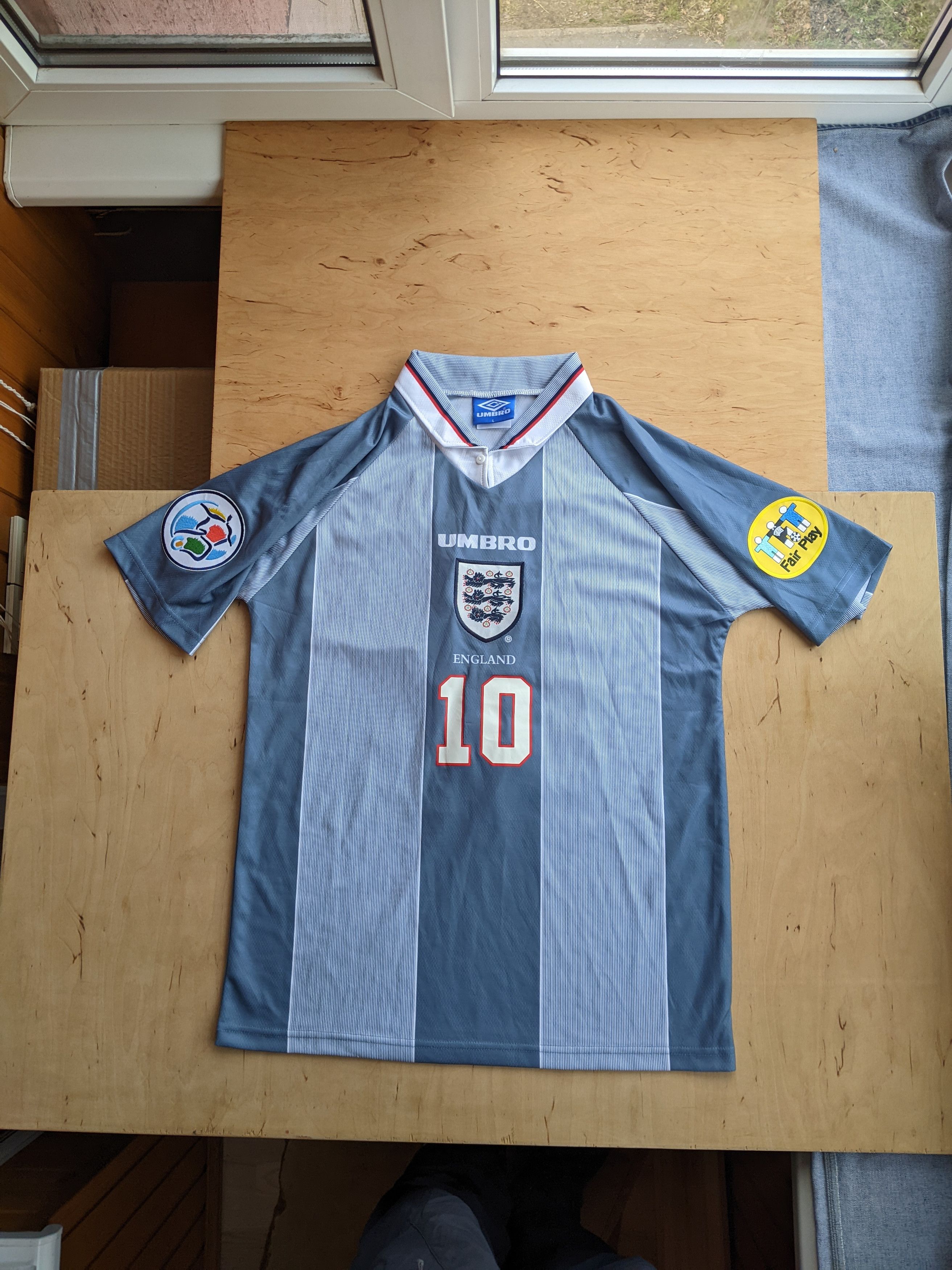 Umbro 1996 England Sheringham Vintage Footbal Soccer Jersey