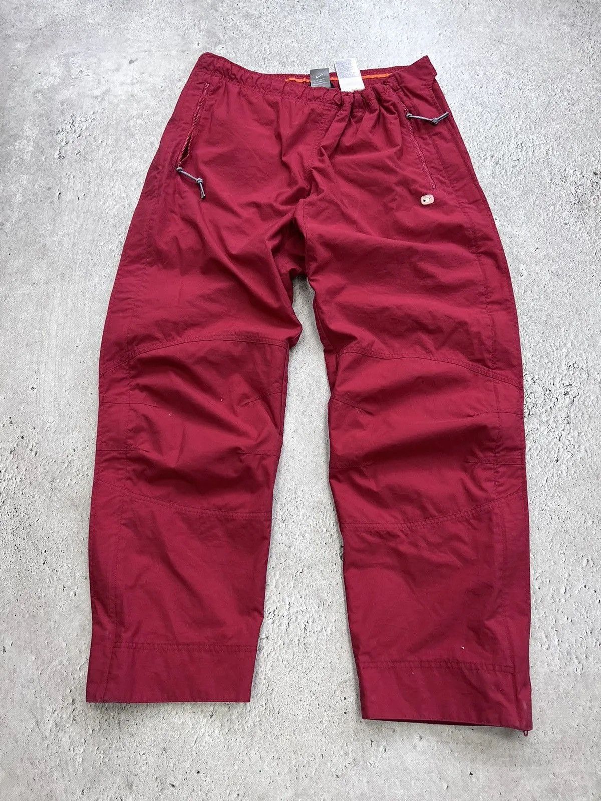 Nike Nike drill track swoosh tn pants rare red Size US 34 / EU 50 - 1 Thumbnail