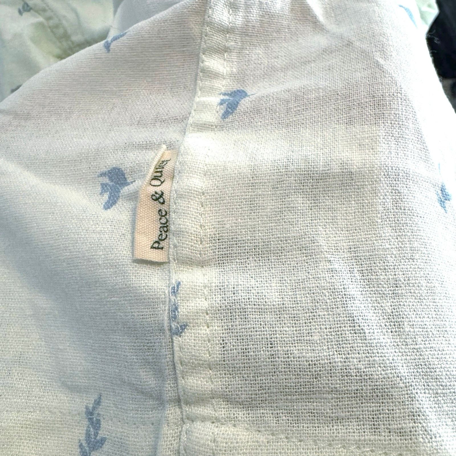 Museum of Peace & Quiet •NWT• Museum of Peace & Quiet Doves Linen Button Up • Medium Size US M / EU 48-50 / 2 - 9 Thumbnail