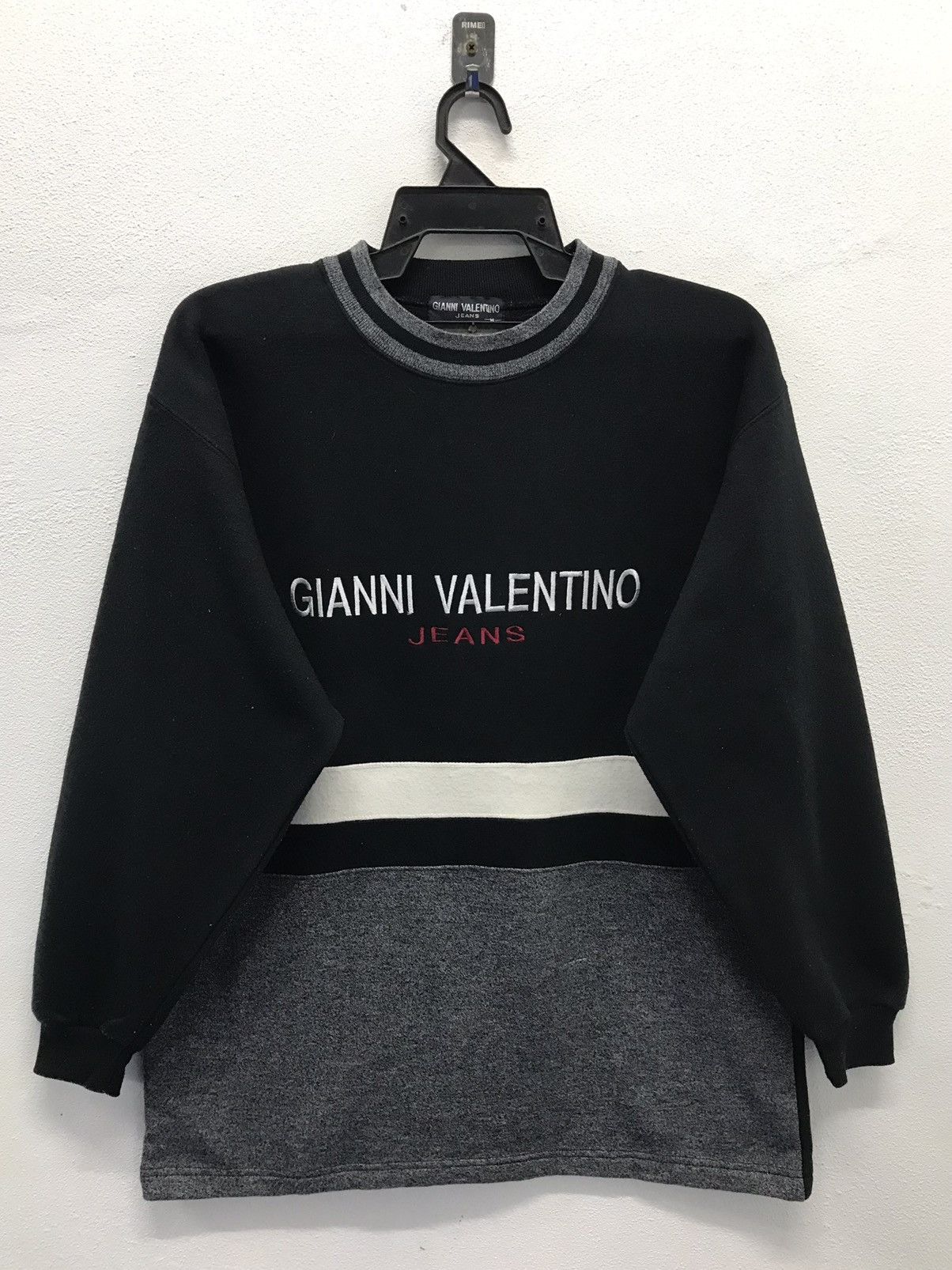 Gianni Valentino × Valentino × Vintage Vintage Gianni Valentino Jeans Sweatshirt Size US M / EU 48-50 / 2 - 1 Thumbnail