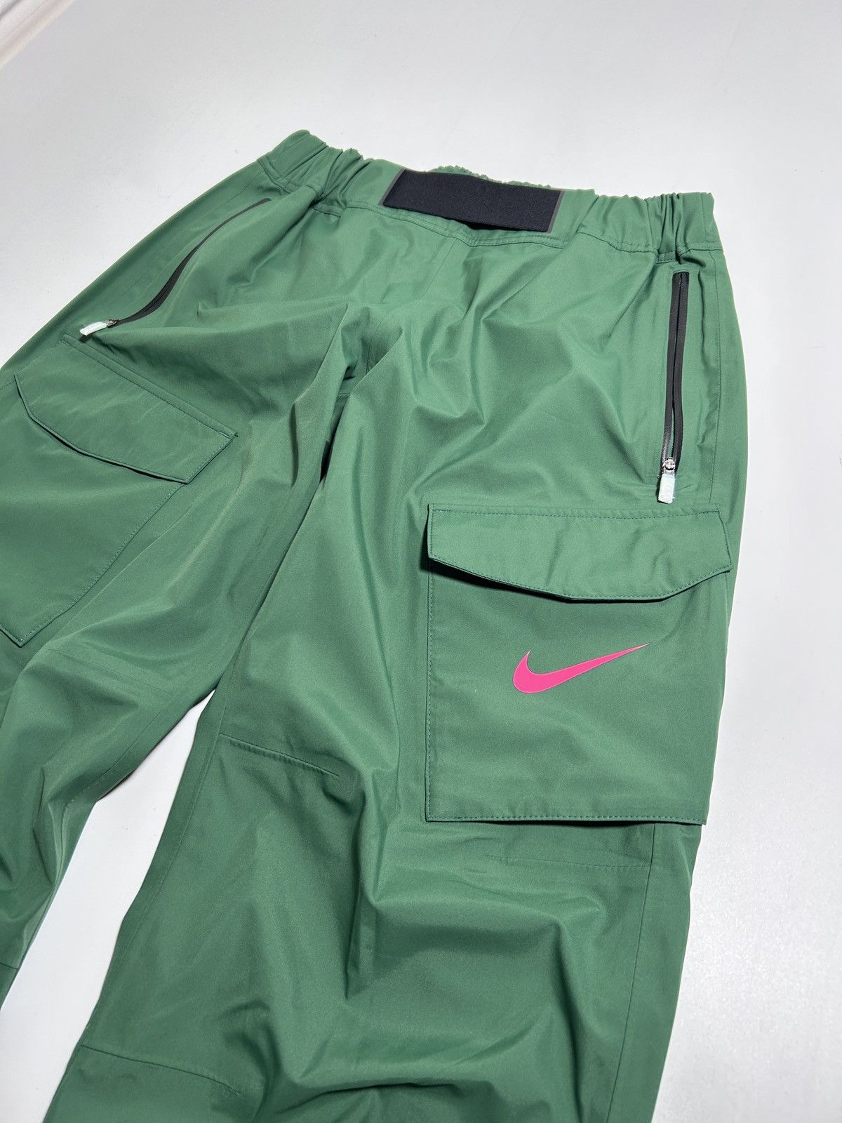 Nike Vintage Nike Nylon Cargo Pants S Size US 30 / EU 46 - 4 Thumbnail