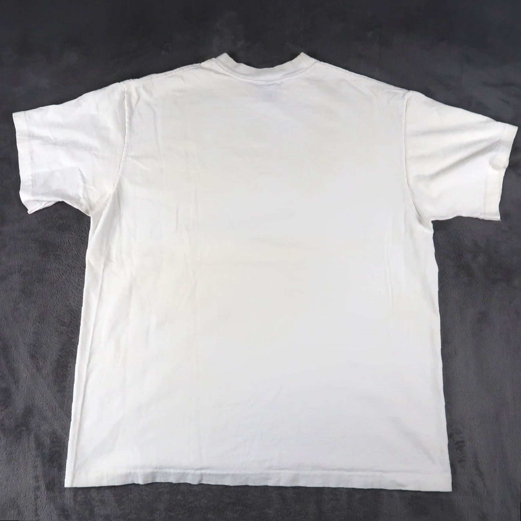 Delta VINTAGE Delta Men’s T-Shirt Short Sleeve XL White 90s 3D Buffalo Bison Cartoon Nature Size US XL / EU 56 / 4 - 2 Thumbnail