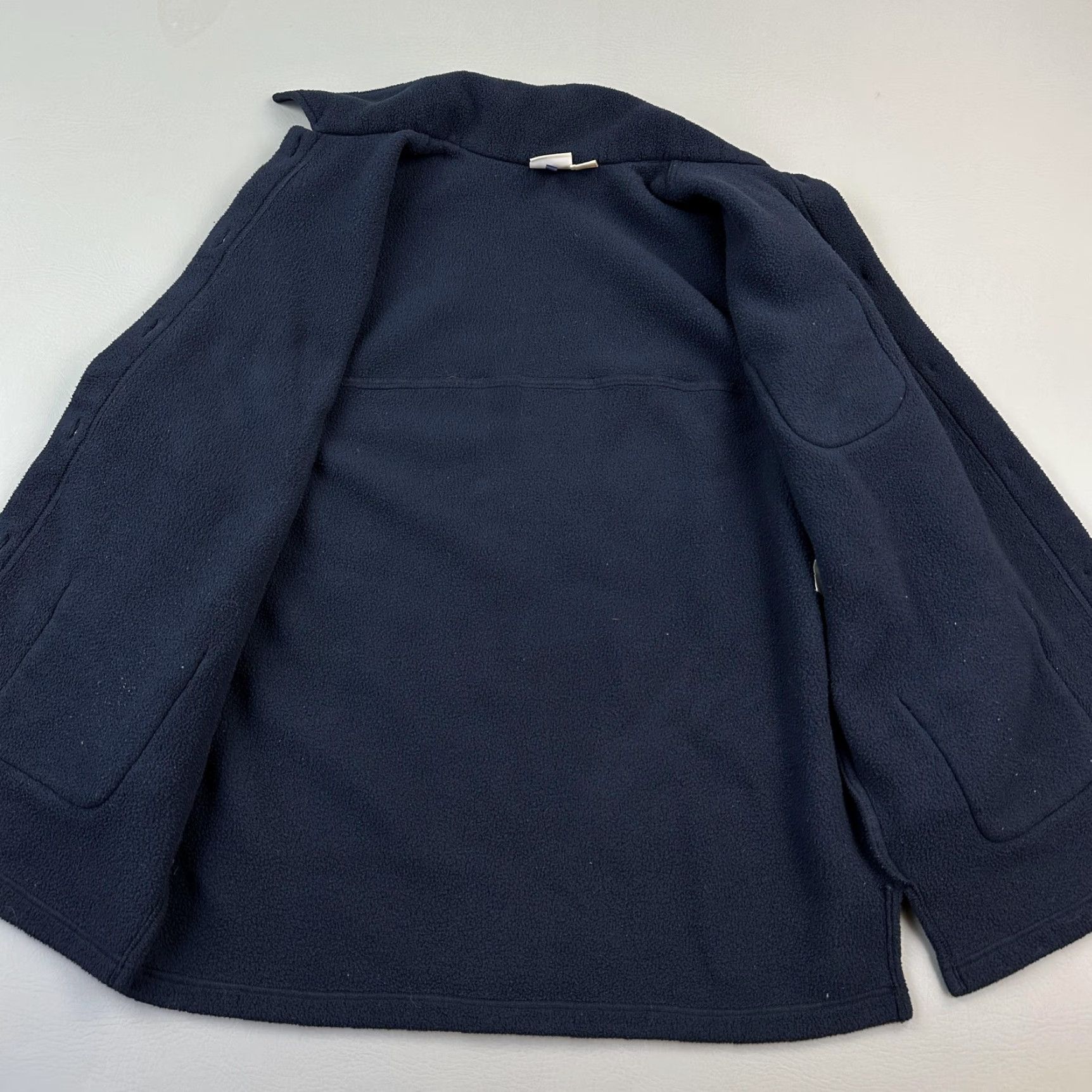 Vintage VINTAGE Woolrich Jacket Women’s Large Navy Polartec Fleece Button Front USA Made Size L / US 10 / IT 46 - 7 Thumbnail