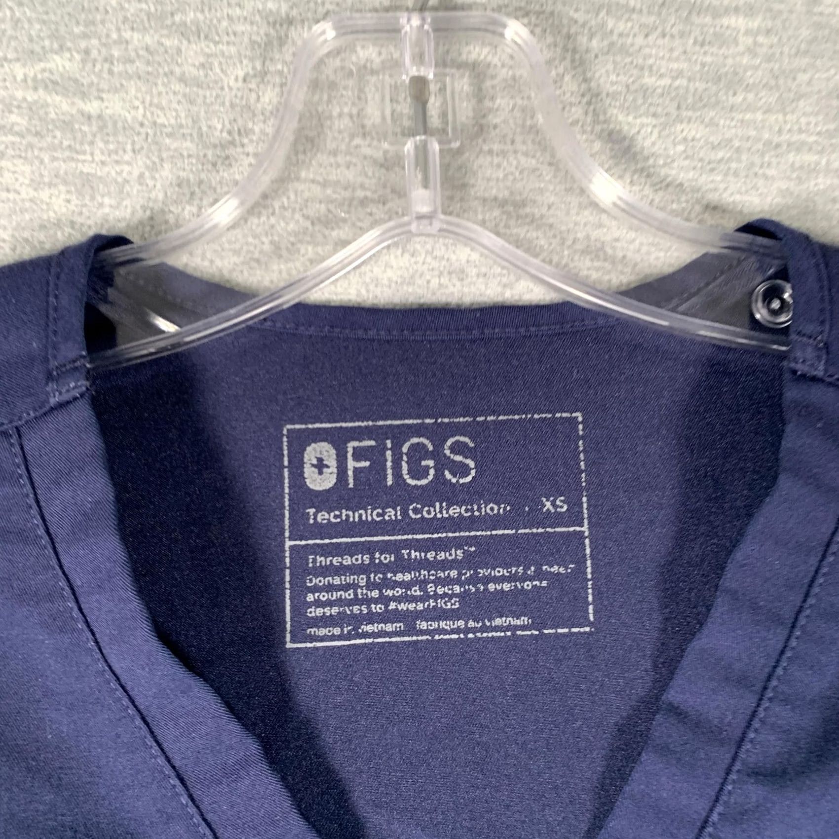 Vintage FIGS Scrub Top Womens XS Blue Technical Collection V Neck Pocket Tunic Size XS / US 0-2 / IT 36-38 - 5 Thumbnail