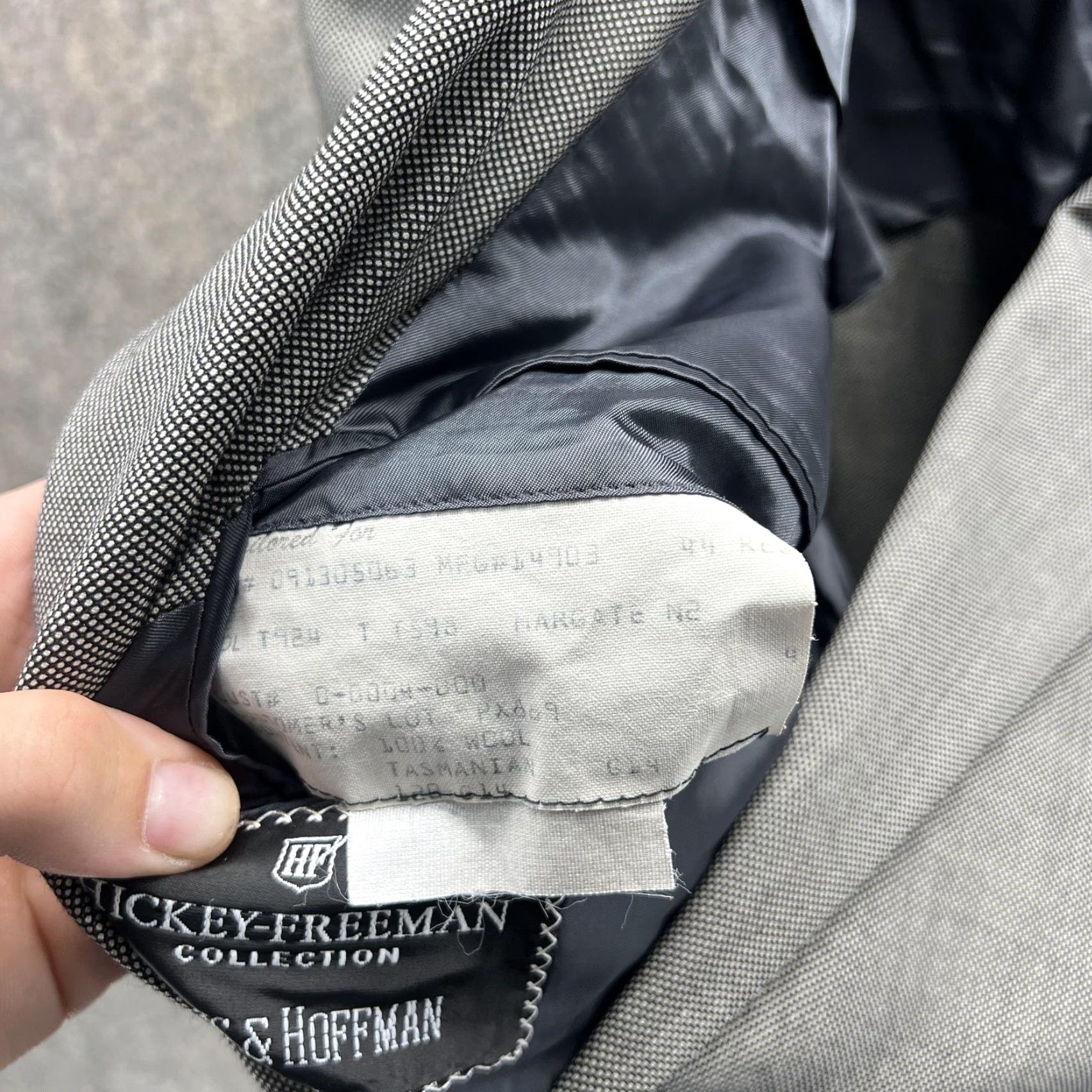 Vintage Hickey Freeman Blazer Mens 44 Gray Wool Check Classic Fit Two Button Sport Coat Size 44R - 3 Thumbnail
