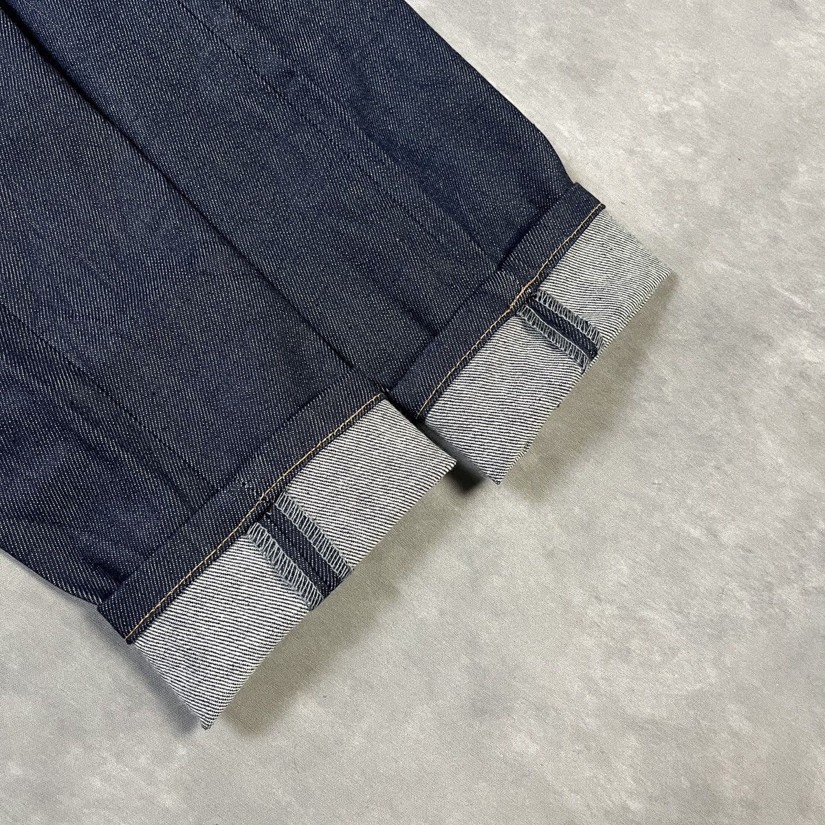 A.P.C. A.P.C. NEW STANDARD RAW DENIM JEANS DARK INDIGO MINIMALIST Size US 26 / EU 42 - 6 Thumbnail