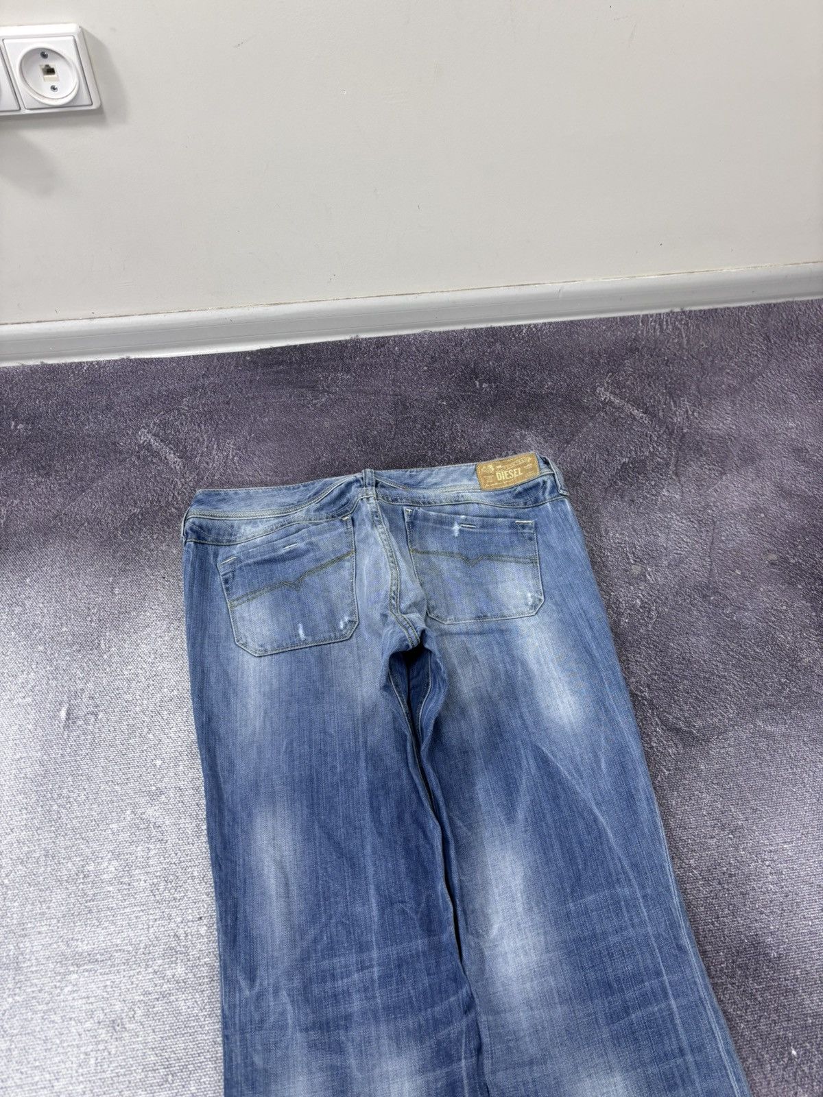 Diesel Diesel Lowky NWT Women’s Regular Straight Blue Denim Jeans Size 31" - 15 Thumbnail