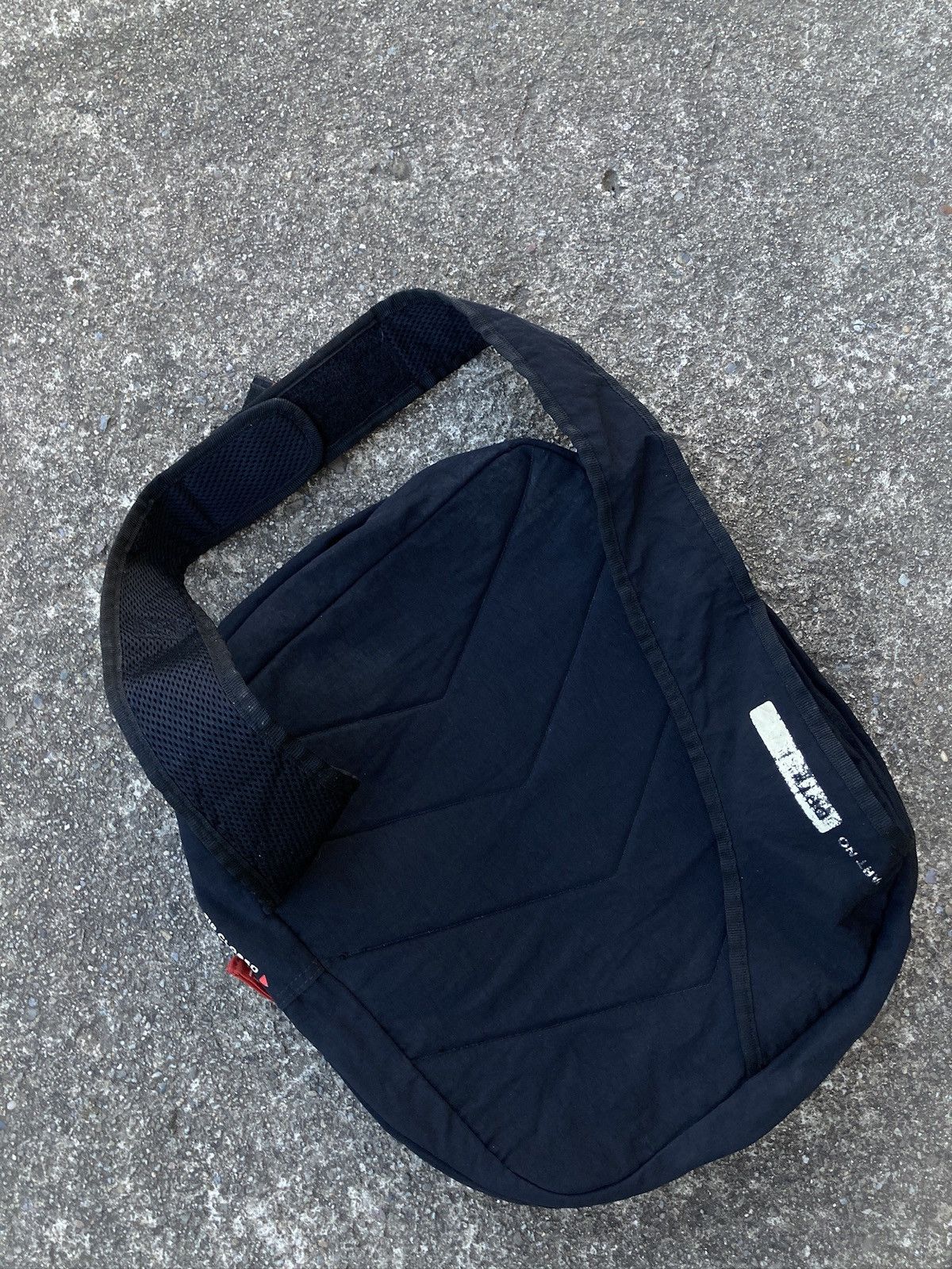 Diesel × Vintage Vintage Diesel sling bag gorpcore style Size ONE SIZE - 4 Thumbnail