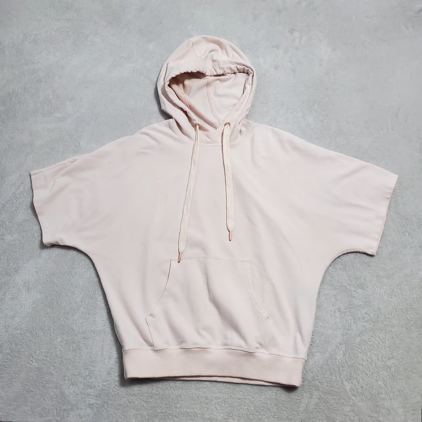 Sweaty Betty VINTAGE Sweaty Betty Shirt Women S Pink Dolman Short Sleeve Hoodie Athleisure Pullover Kangaroo Pocket Sports Size S / US 4 / IT 40 - 3 Thumbnail