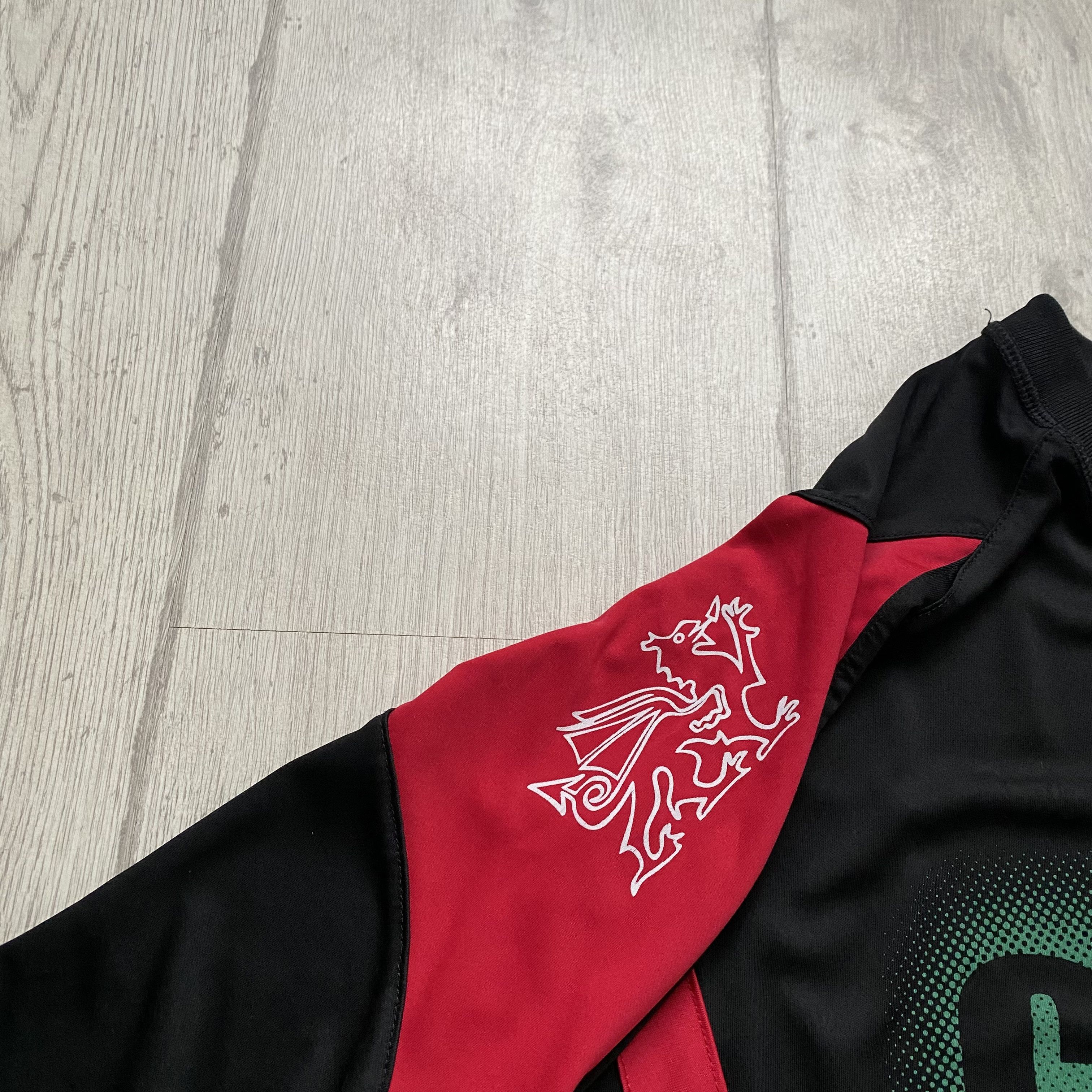Cotton Traders 🏈 Rare Wales Cymru Rugby Traning shirt jersey Blockore Size US XXL / EU 58 / 5 - 6 Thumbnail
