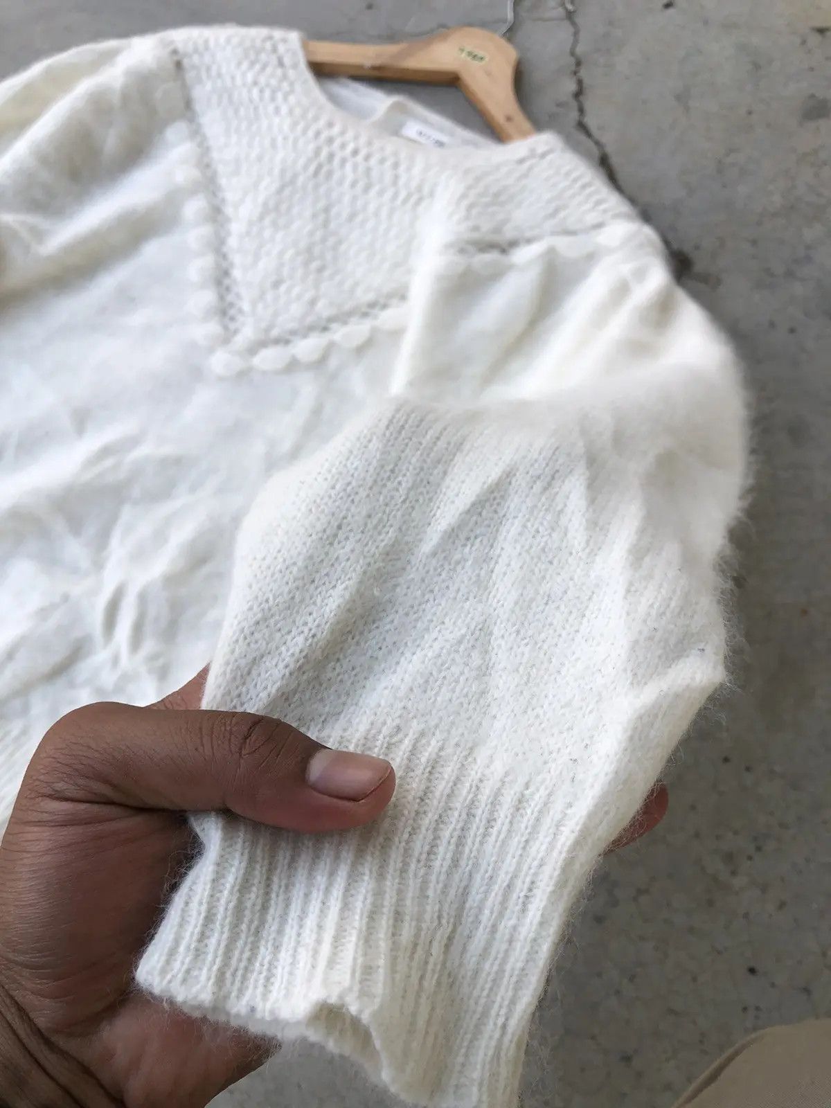Aran Isles Knitwear Japanesebrand White Milk Knitsweater Fleece Size US L / EU 52-54 / 3 - 4 Thumbnail