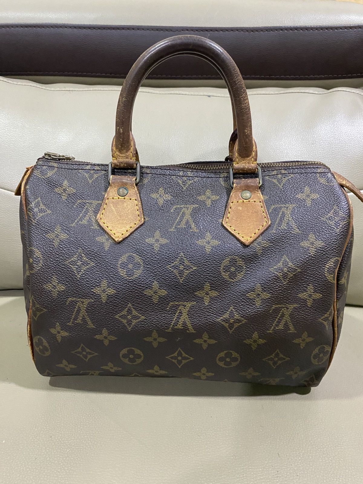 Louis Vuitton Authentic Vintage Louis Vuitton Monogram Speedy 30 Size ONE SIZE - 1 Thumbnail