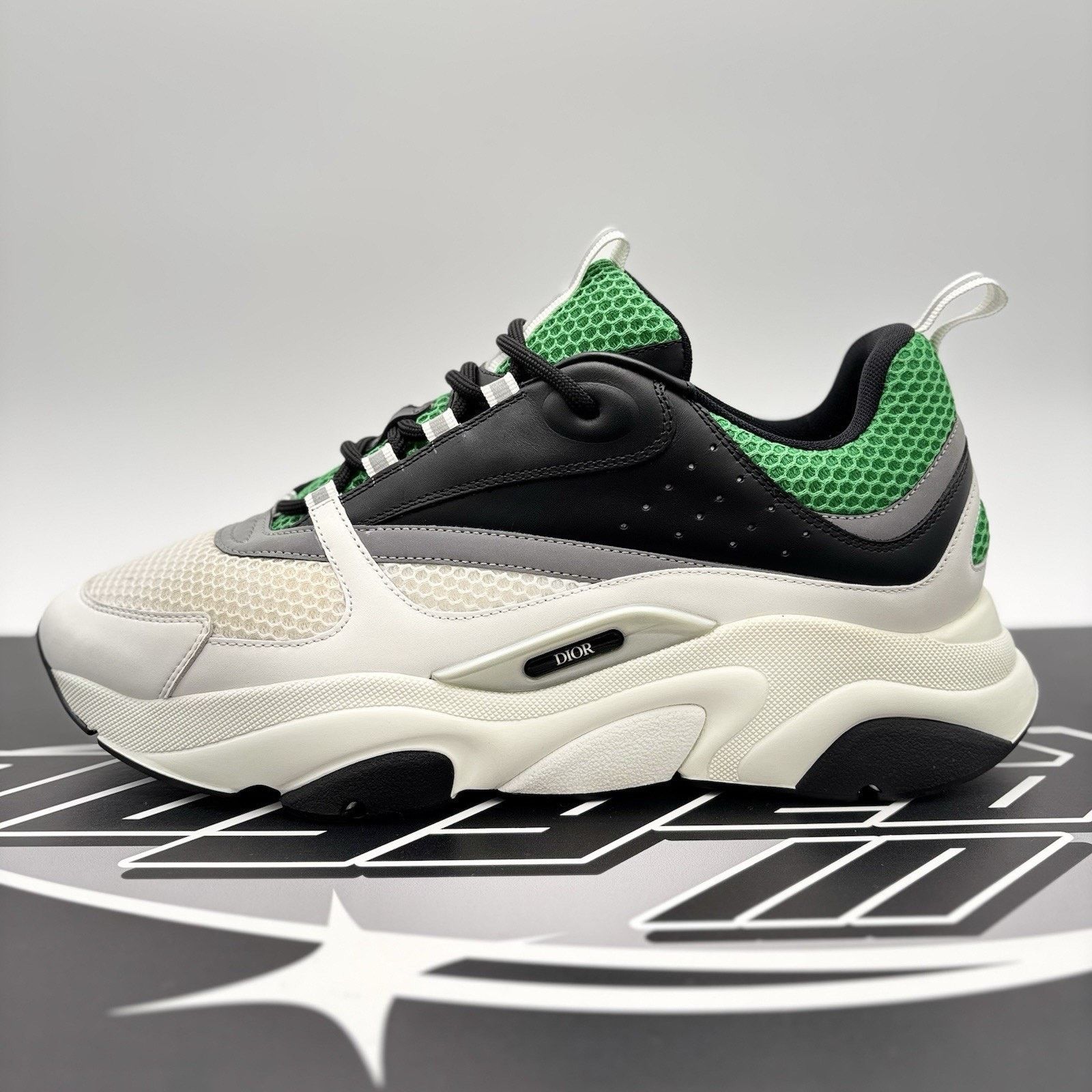 Dior Dior B22 Sneaker ' Green, White ' | SUPER CLEAN! Size US 13 / EU 46 - 11 Thumbnail