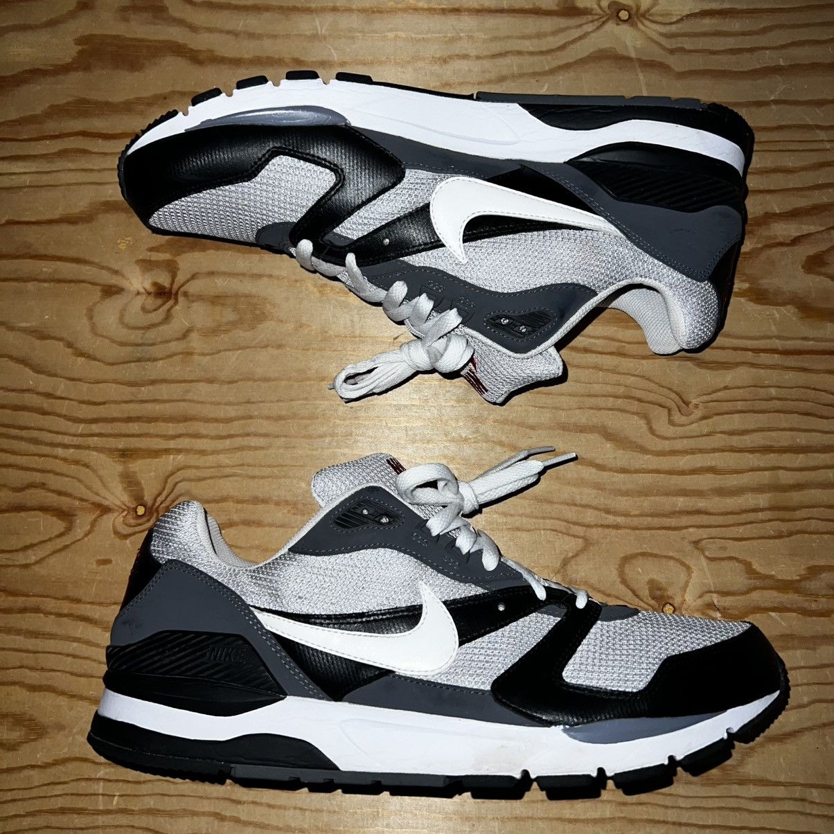 Nike MEN’S NIKE TWILIGHT RUNNER EU 2009 SHOES Size US 13 / EU 46 - 1 Thumbnail