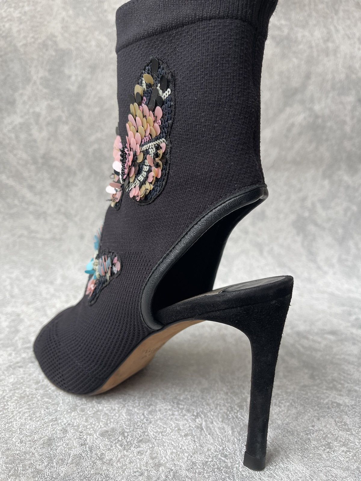 Valentino Valentino Garavani Butterfly Knit Ankle Boots Size 36 US 6 Size US 6 / IT 36 - 3 Thumbnail