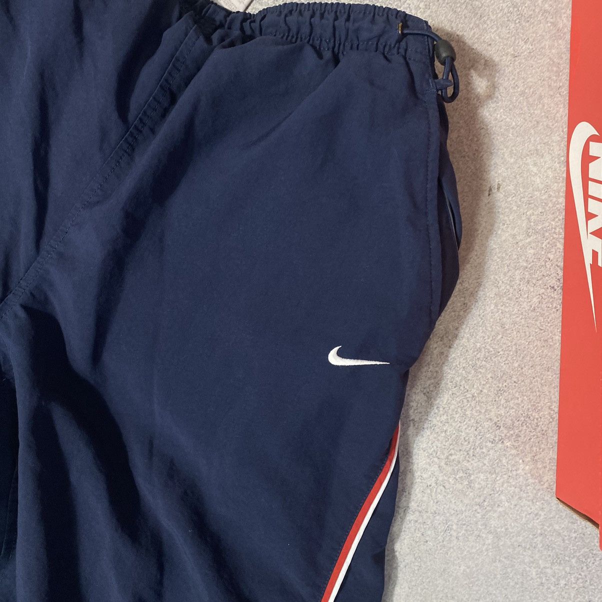 Nike Vintage nike track pants y2k sweatpants Size US 34 / EU 50 - 5 Thumbnail