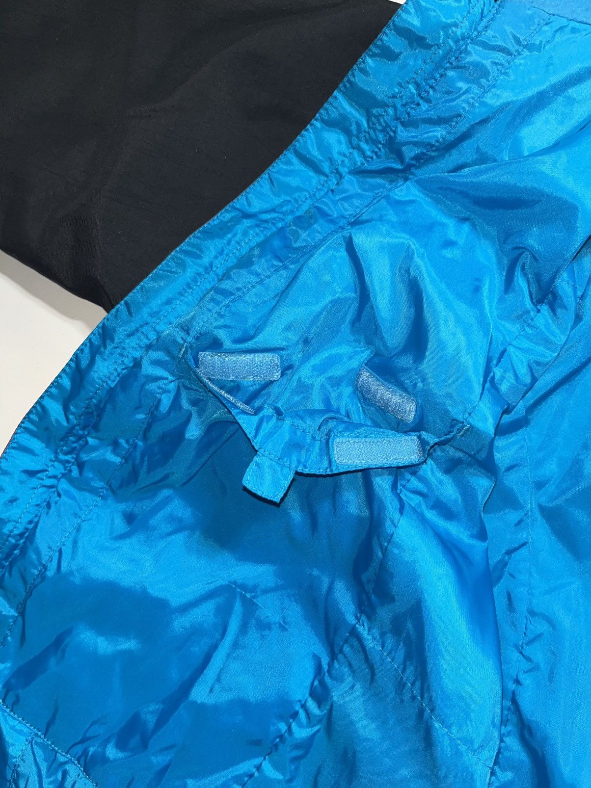 Burton Rare Nitro Snowboarding jacket very functional Size M Size US M / EU 48-50 / 2 - 20 Thumbnail