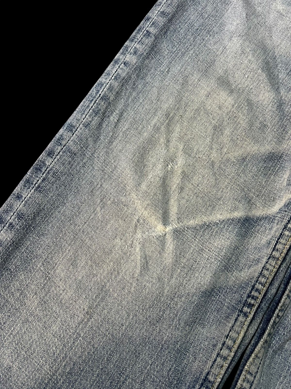 Levi's Vintage Levi’s 533 Distress Faded Denim Jean Size US 31 - 7 Thumbnail