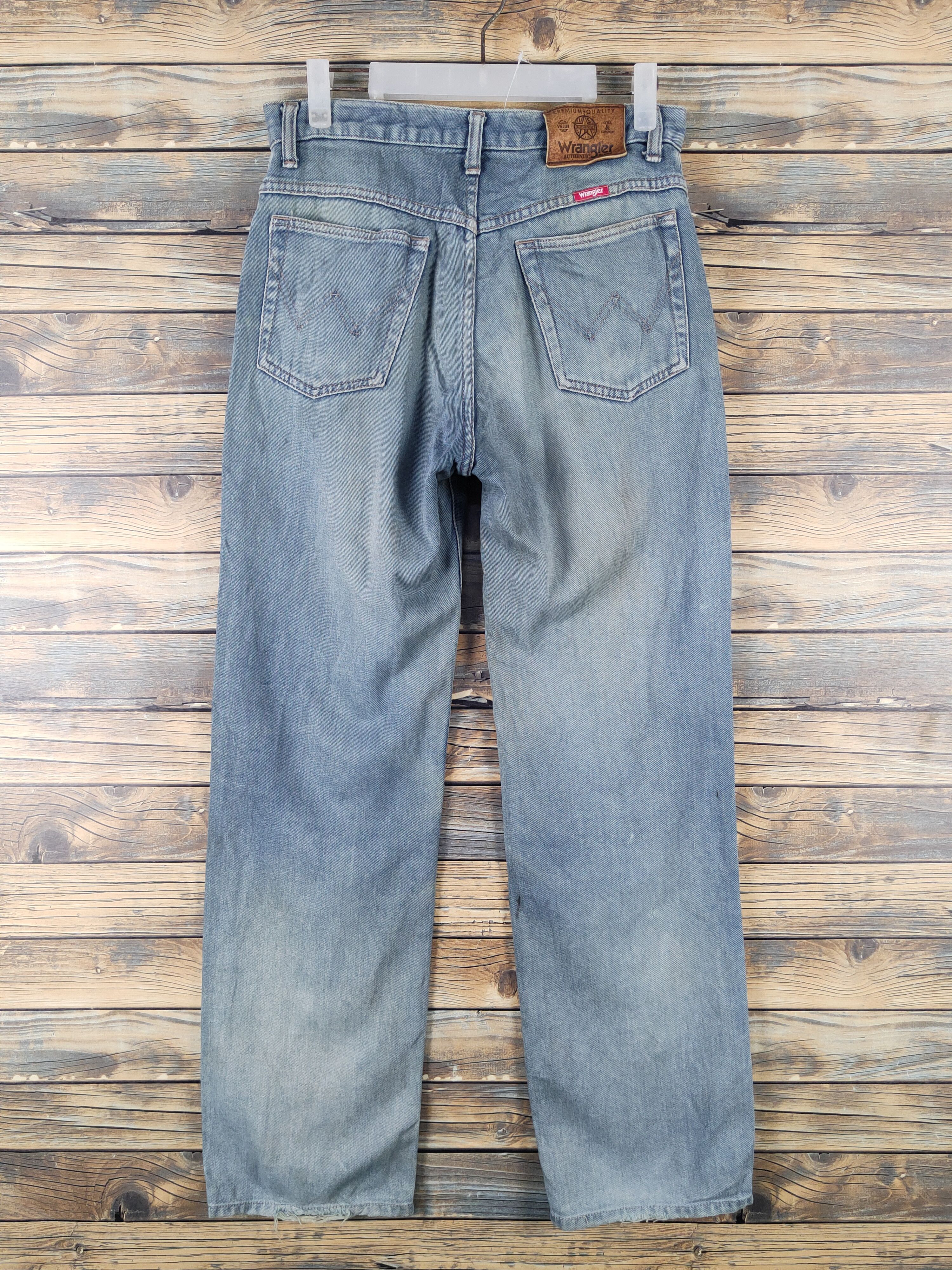 Vintage Wrangler vintage Faded Distressed Ripped denim Jeans #W2061 Size US 30 / EU 46 - 7 Thumbnail