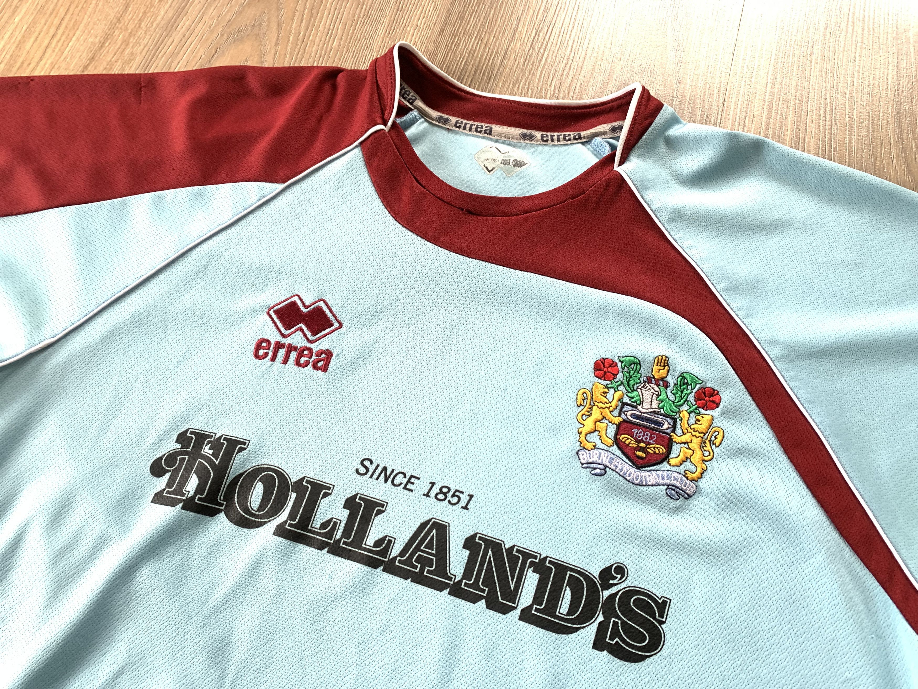 Errea Viintage Errea Burnley Away Football Jersey 2008-2009 Size US L / EU 52-54 / 3 - 4 Thumbnail