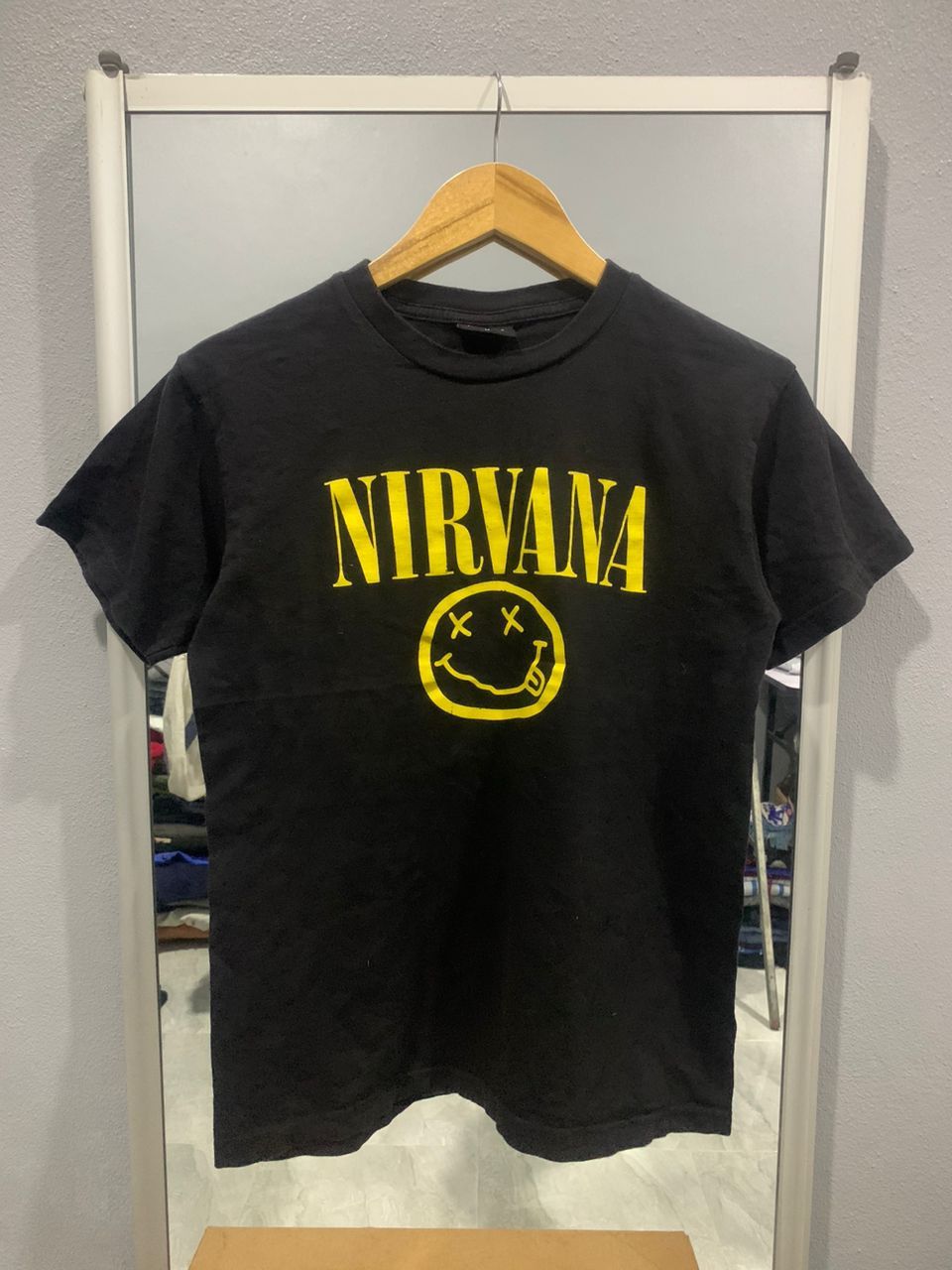 Band Tees × Nirvana Nirvana smiley logo bootleg shirt Size US XS / EU 42 / 0 - 1 Thumbnail