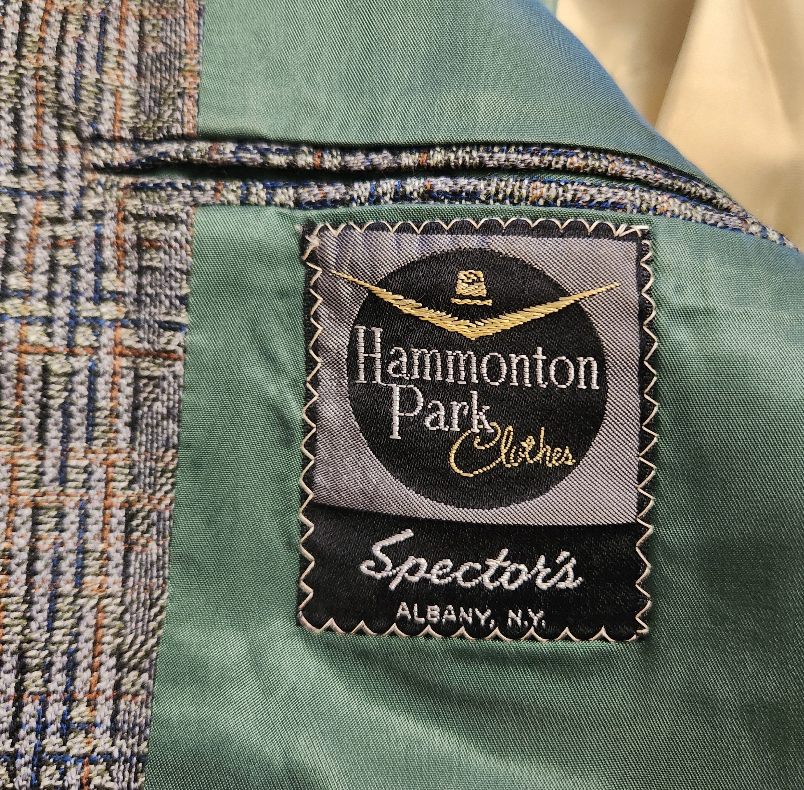 Vintage fine 1970s sport coat 42L men's grey plaid wool two button Size 42L - 7 Thumbnail