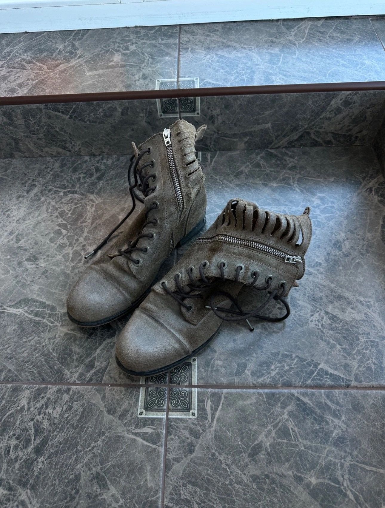 Diesel Vintage Diesel Avant Garde Lace-Up Ladies Boots 7.5 US Size US 7.5 / IT 37.5 - 5 Thumbnail