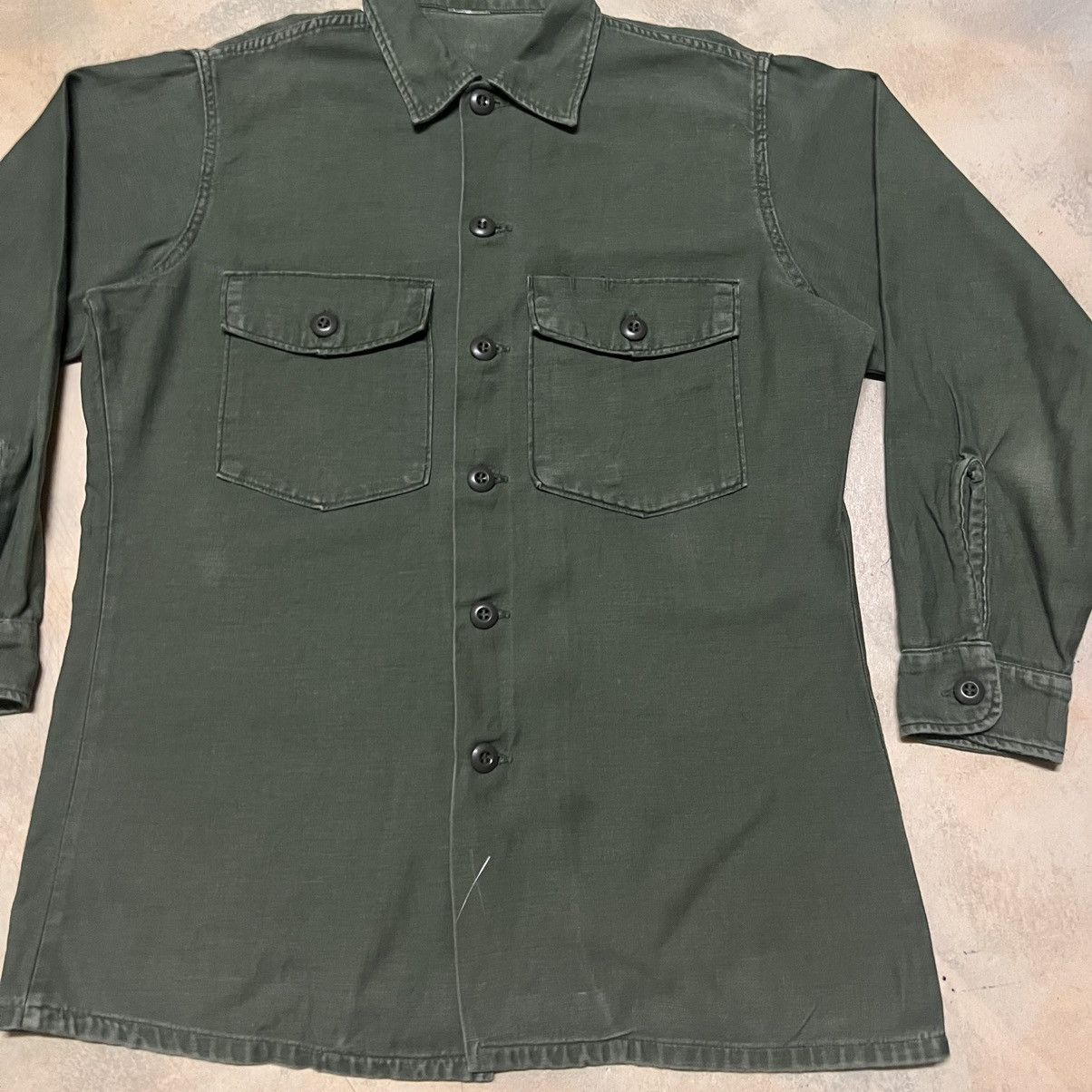 Vintage Vintage Military Army Issue Button Up Shirt Size US L / EU 52-54 / 3 - 3 Thumbnail