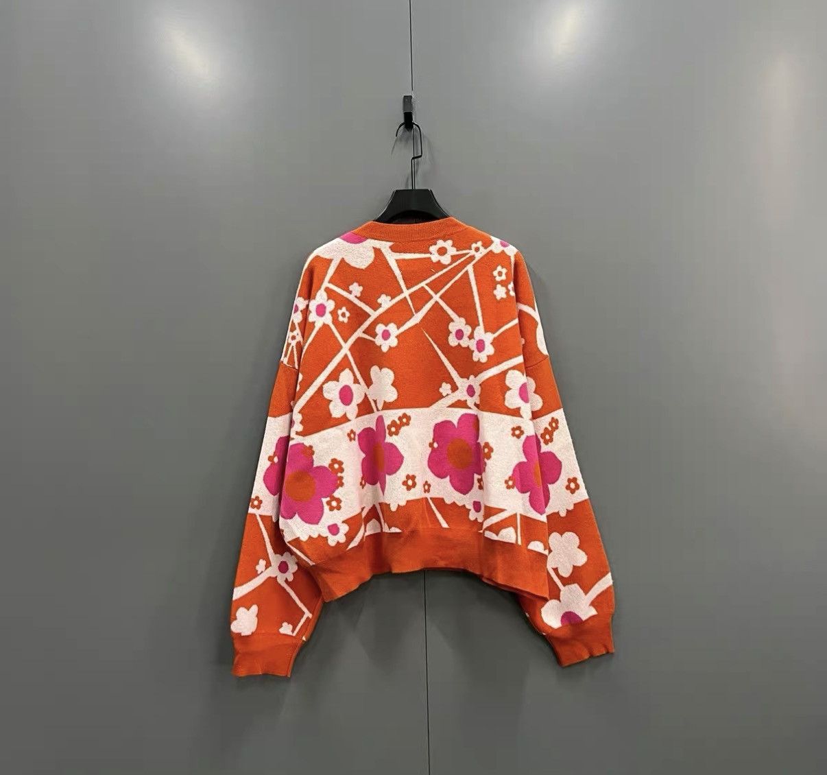 Maison Margiela Maison Margiela Floral Printed Knit Sweater J41 Size S / US 4 / IT 40 - 2 Thumbnail