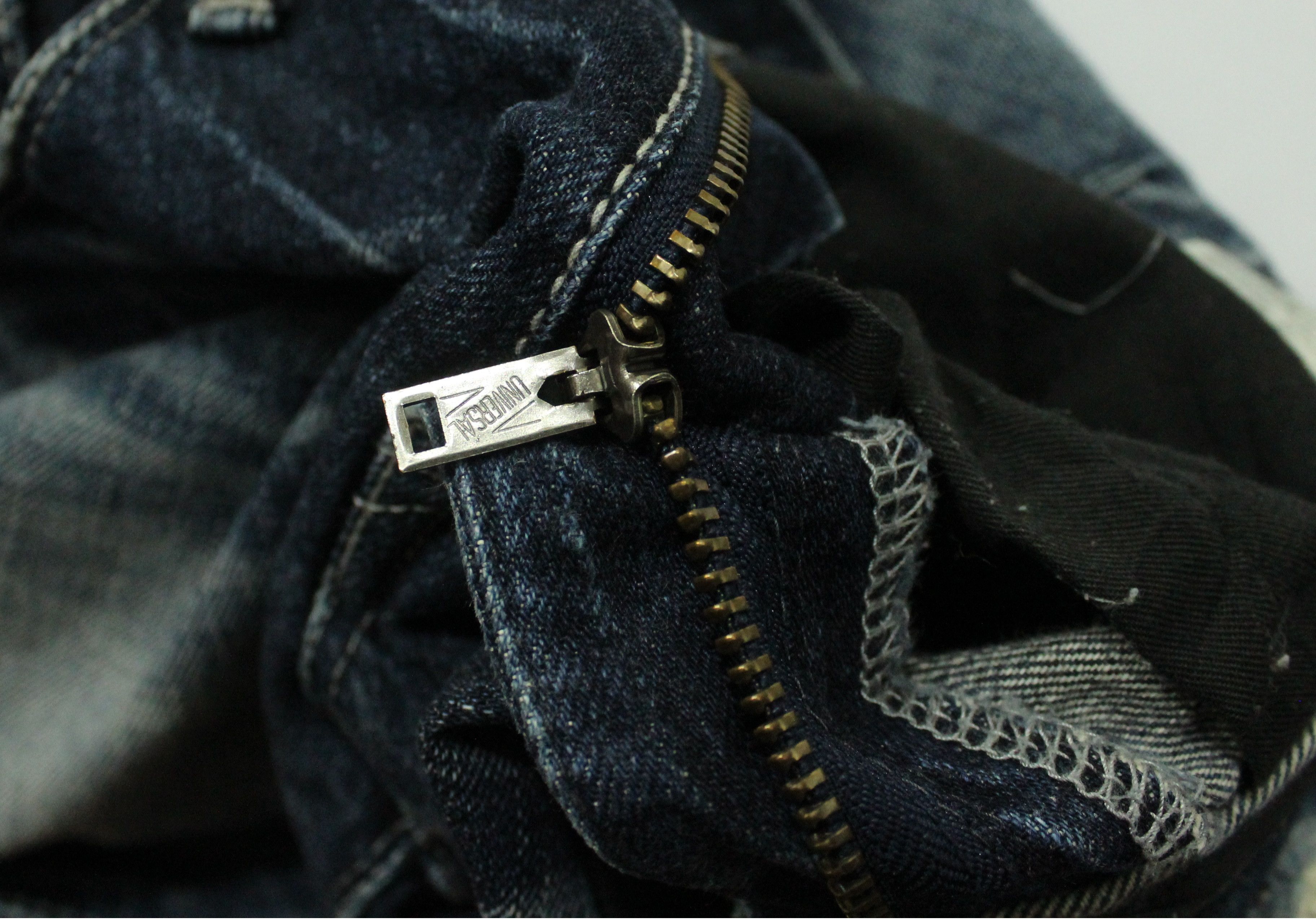 GOSTAR DE FUGA GOSTAR DE FUGA Denim Distressed APC Helmut Lang Acne Size US 32 / EU 48 - 16 Thumbnail