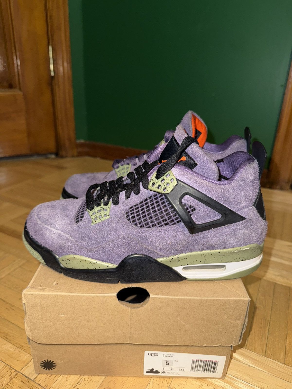 Jordan Brand Women’s Air Jordan 4 “Canyon Purple” Size US 7.5 / IT 37.5 - 4 Thumbnail