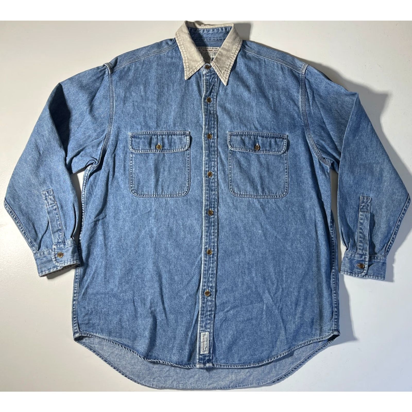 Abercrombie & Fitch VINTAGE Abercrombie & Fitch The Big Shirt Button-Up Denim Shirt Mens M 90s Blue Cotton Corduroy Collar Pockets Size US M / EU 48-50 / 2 - 4 Thumbnail