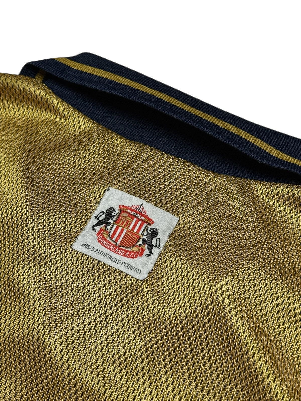 Asics RARE Asics Sunderland A.F.C. 1997/98 Away jersey Football XL Size US XL / EU 56 / 4 - 6 Thumbnail