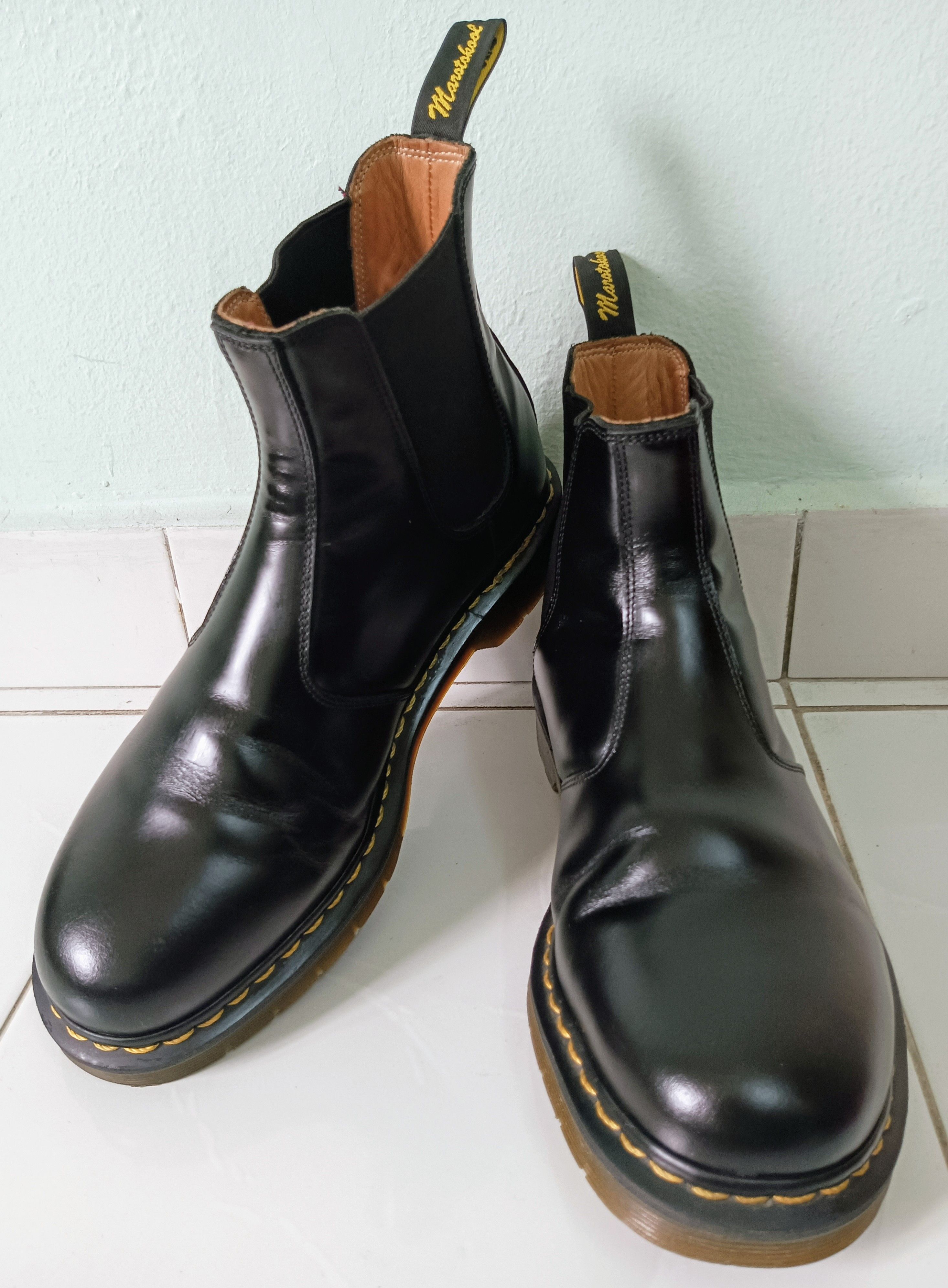 Other Chelsea boots men’s Black Size US 11 / EU 44 - 1 Thumbnail