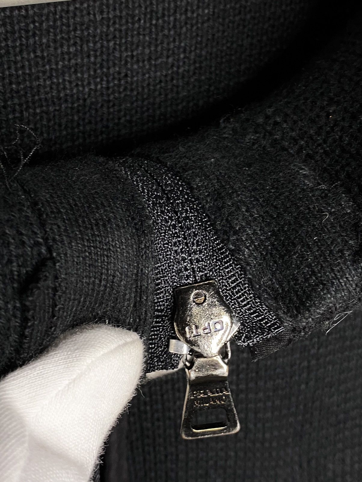 Prada Vintage 00s Prada Heavy Knitted Zip Sweater Rare Red Tab Size US M / EU 48-50 / 2 - 6 Thumbnail