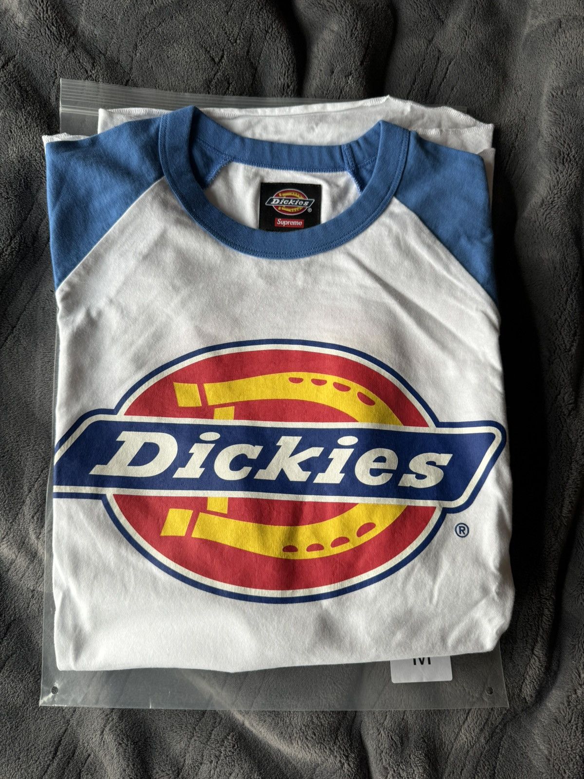 Supreme®/Dickies® Raglan L/S Top white Supreme x Dickies 24AW Raglan L S Top White Logo Print Long