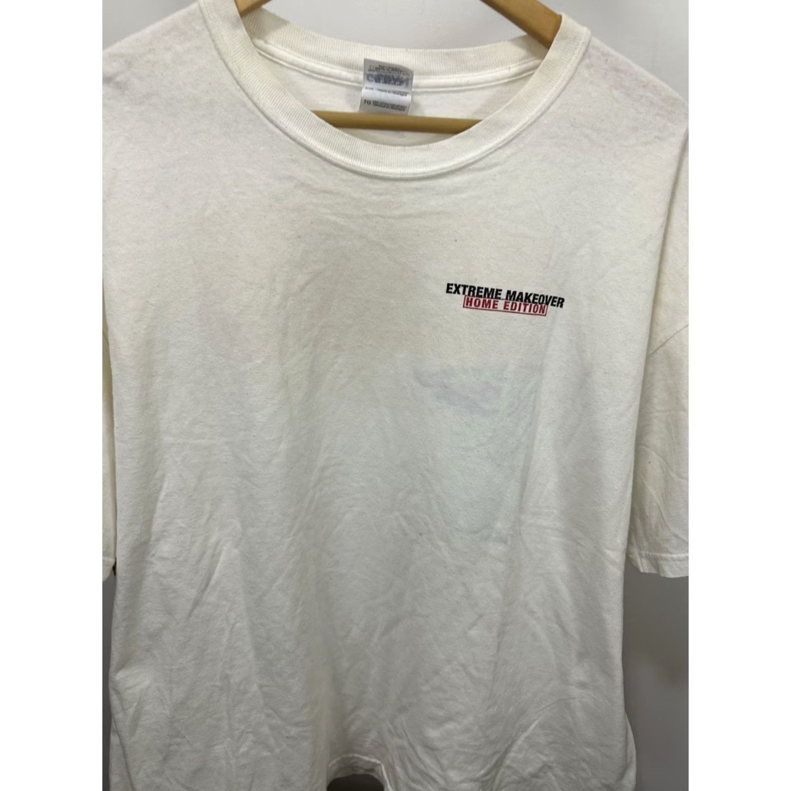 Gildan VTG Extreme Makeover Home Edition T-Shirt XL White Men Short Sleeve Gildan Size US XL / EU 56 / 4 - 8 Thumbnail