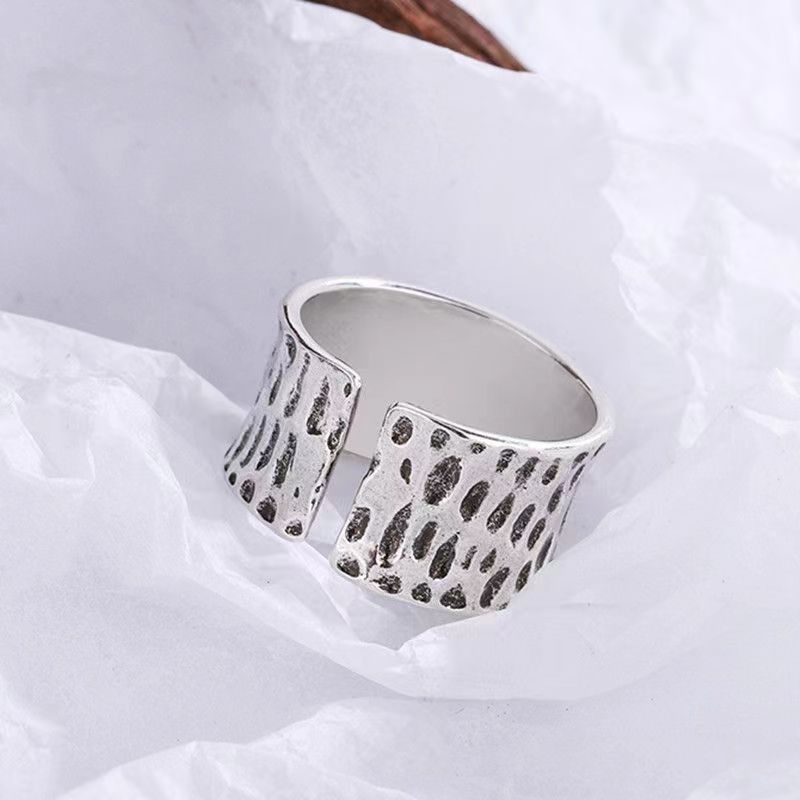 VIBE Punk Hip-Hop Sunflower Ring Size ONE SIZE - 3 Thumbnail