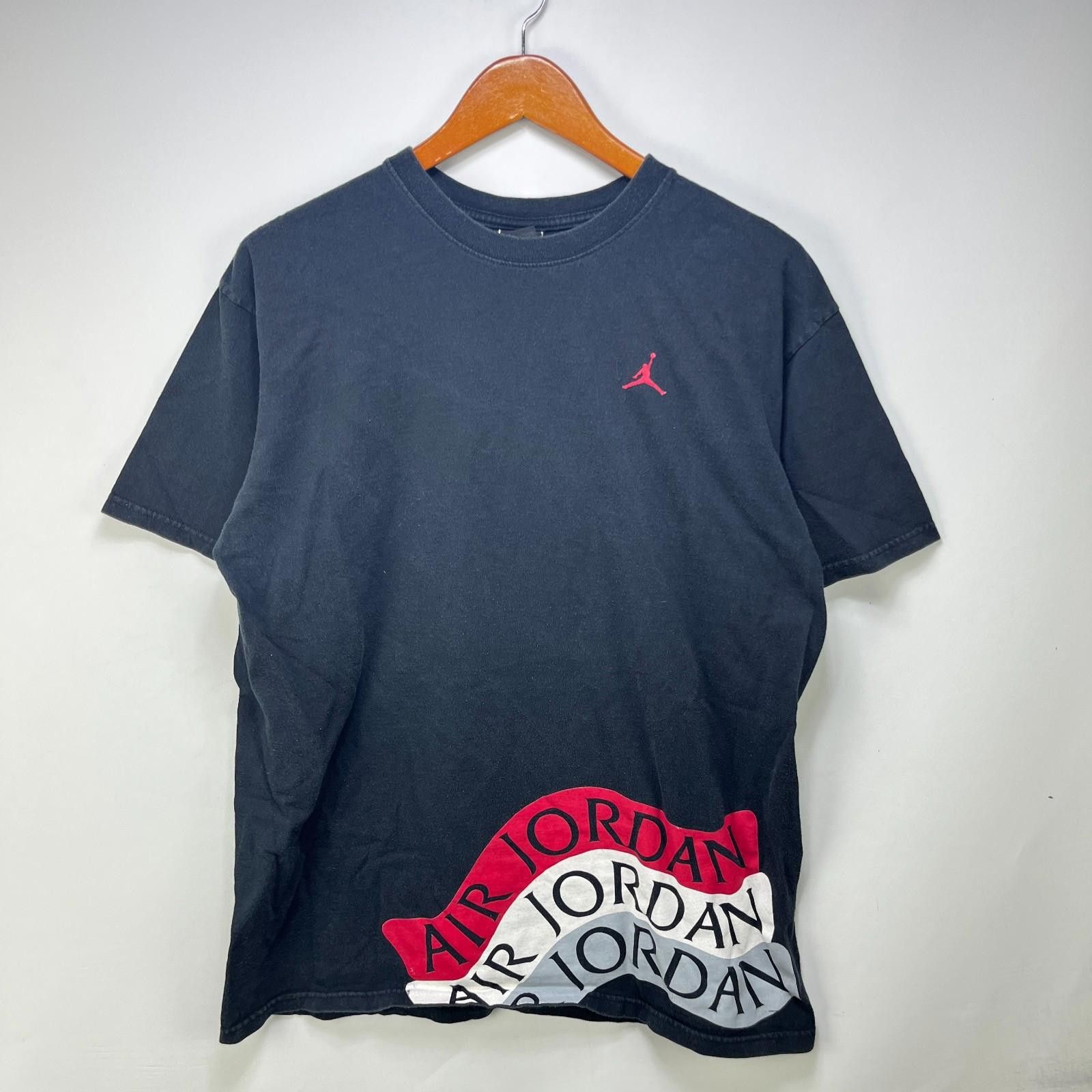 Jordan Brand Vintage Nike Air Jordan Y2K T Shirt Large Size US L / EU 52-54 / 3 - 1 Thumbnail
