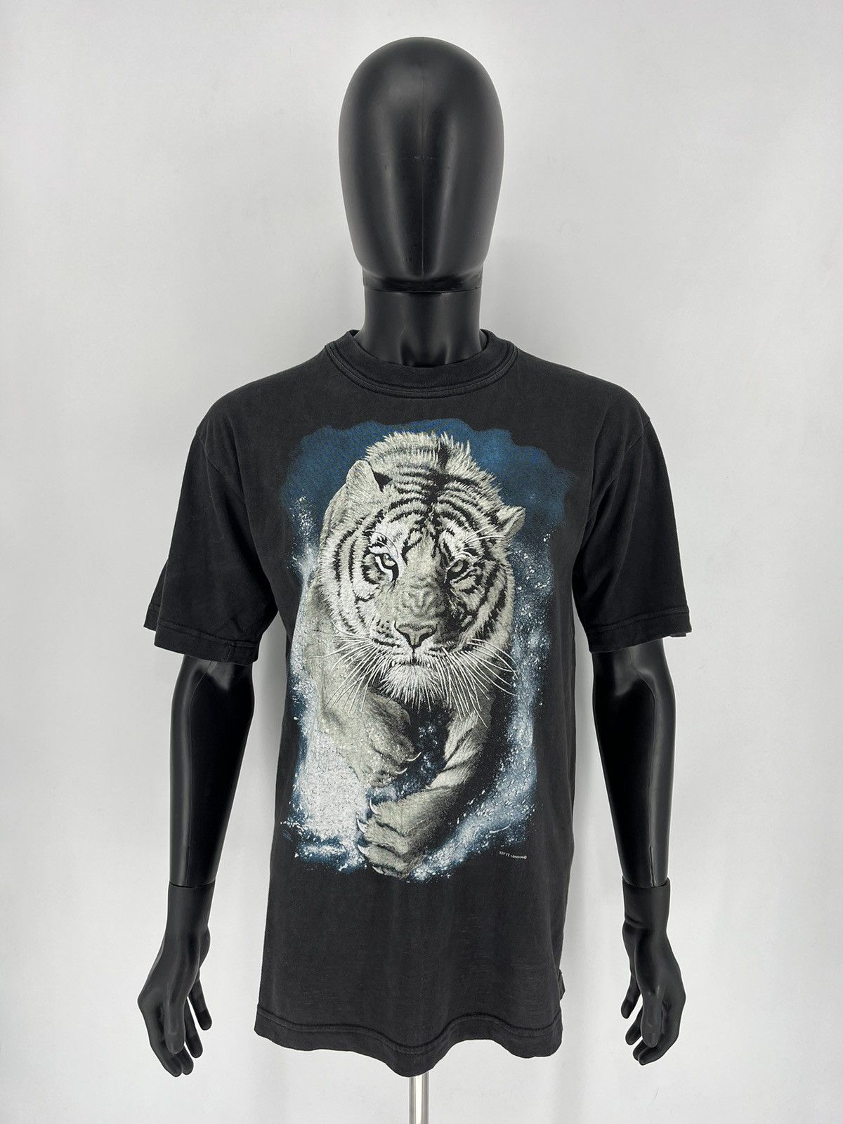 Vintage Vintage Y2K 90s Tiger Face Boxy Fit Tee Zip It London Size US L / EU 52-54 / 3 - 2 Thumbnail