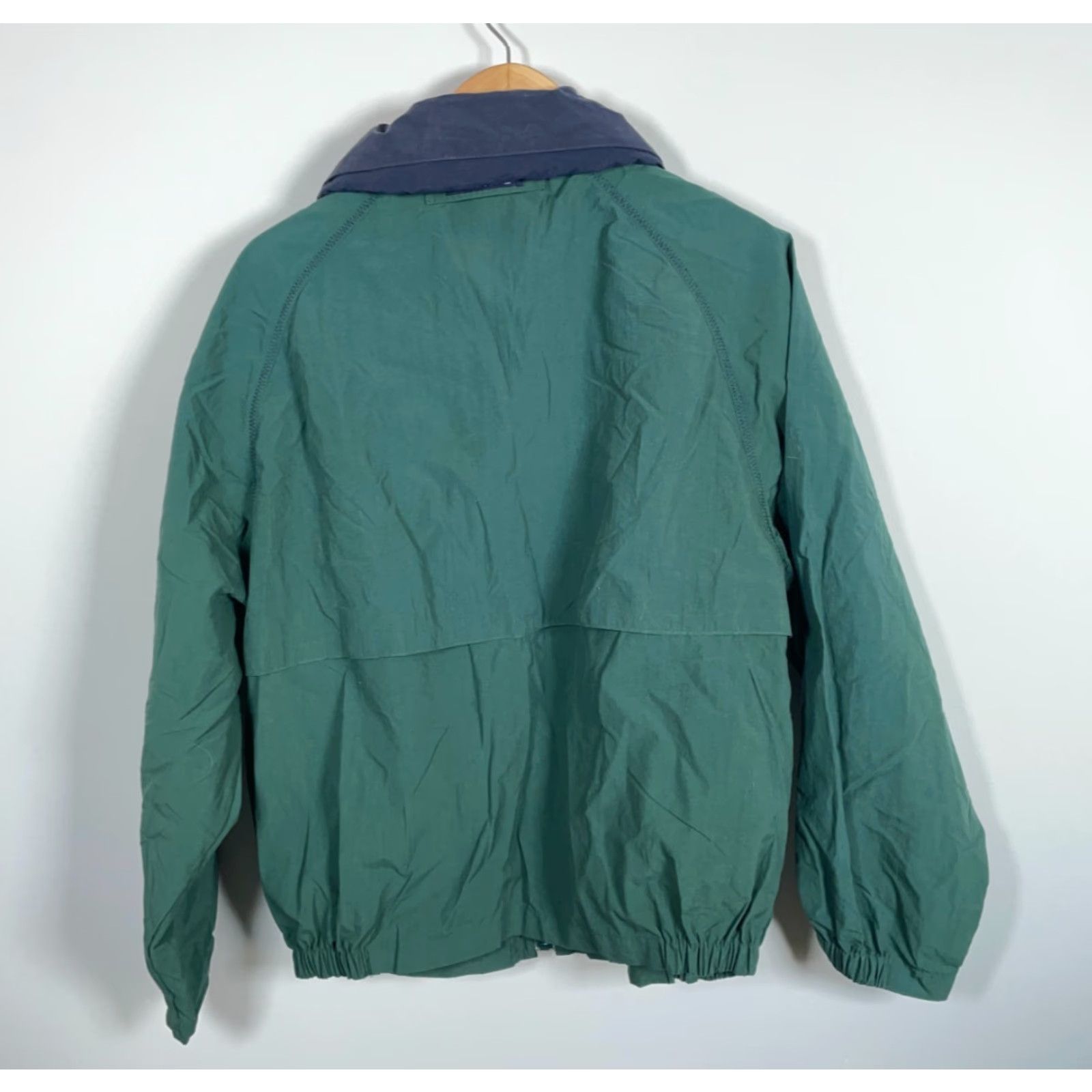 Nautica VINTAGE Nautica Windbreaker Jacket Mens Large Green Nylon Hooded Zip Up - Lightweight, Pockets, Retro Nautical Style Mens Size US L / EU 52-54 / 3 - 2 Thumbnail